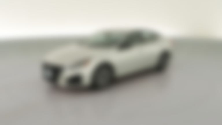 2025 Nissan Altima vehicle photo