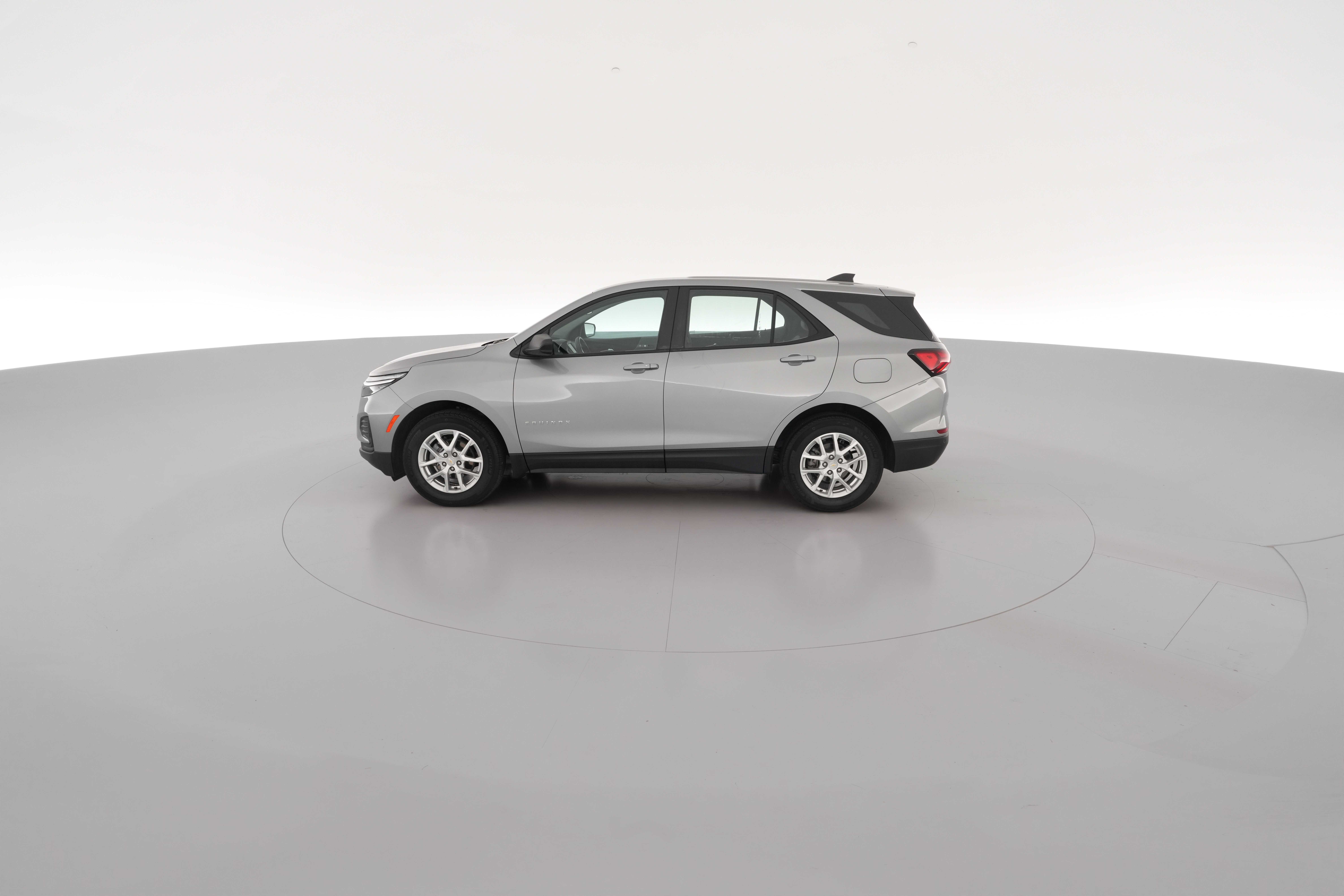 2024 Chevrolet Equinox LS - Photo 26