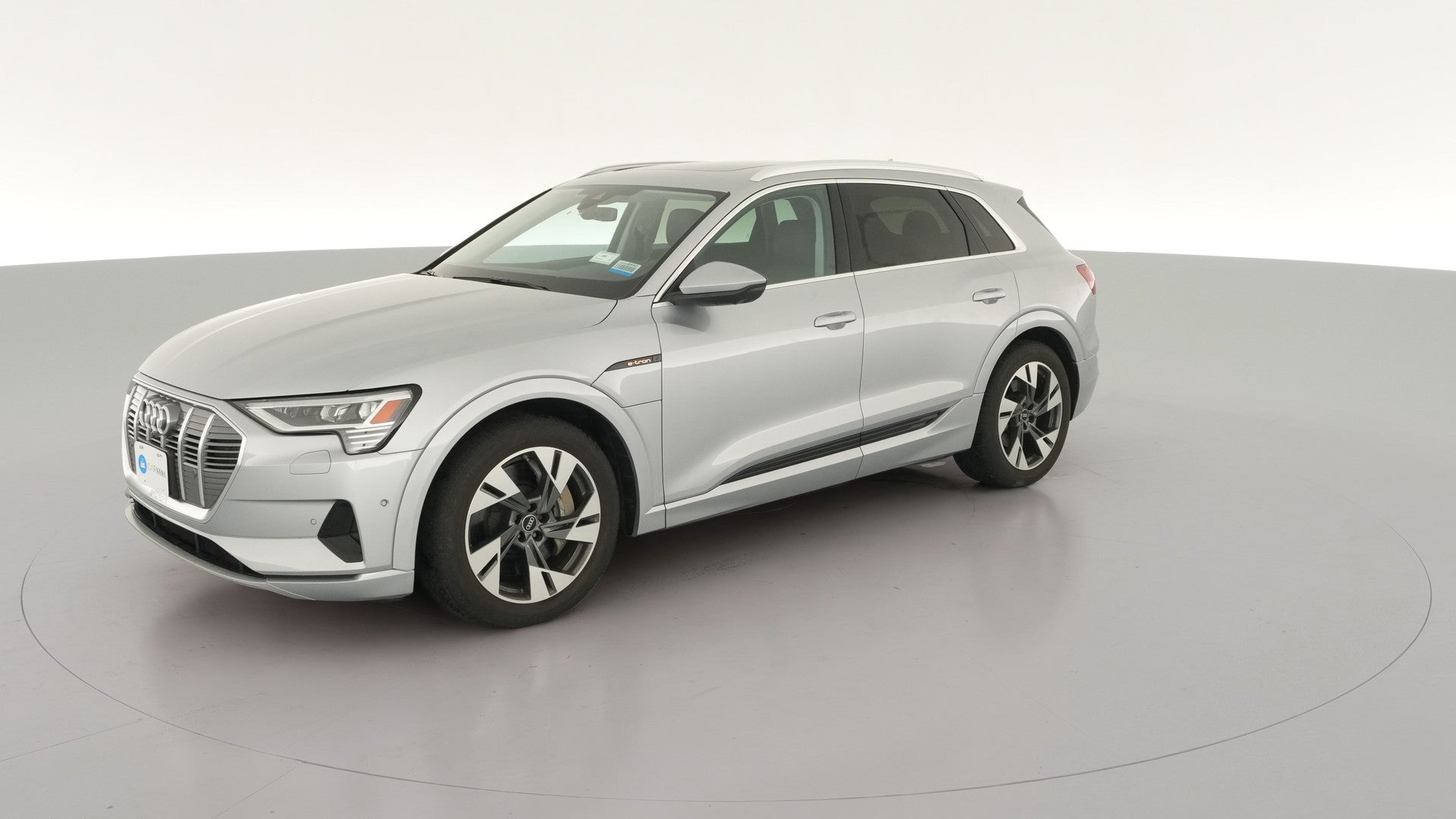 2022 Audi e-tron vehicle photo