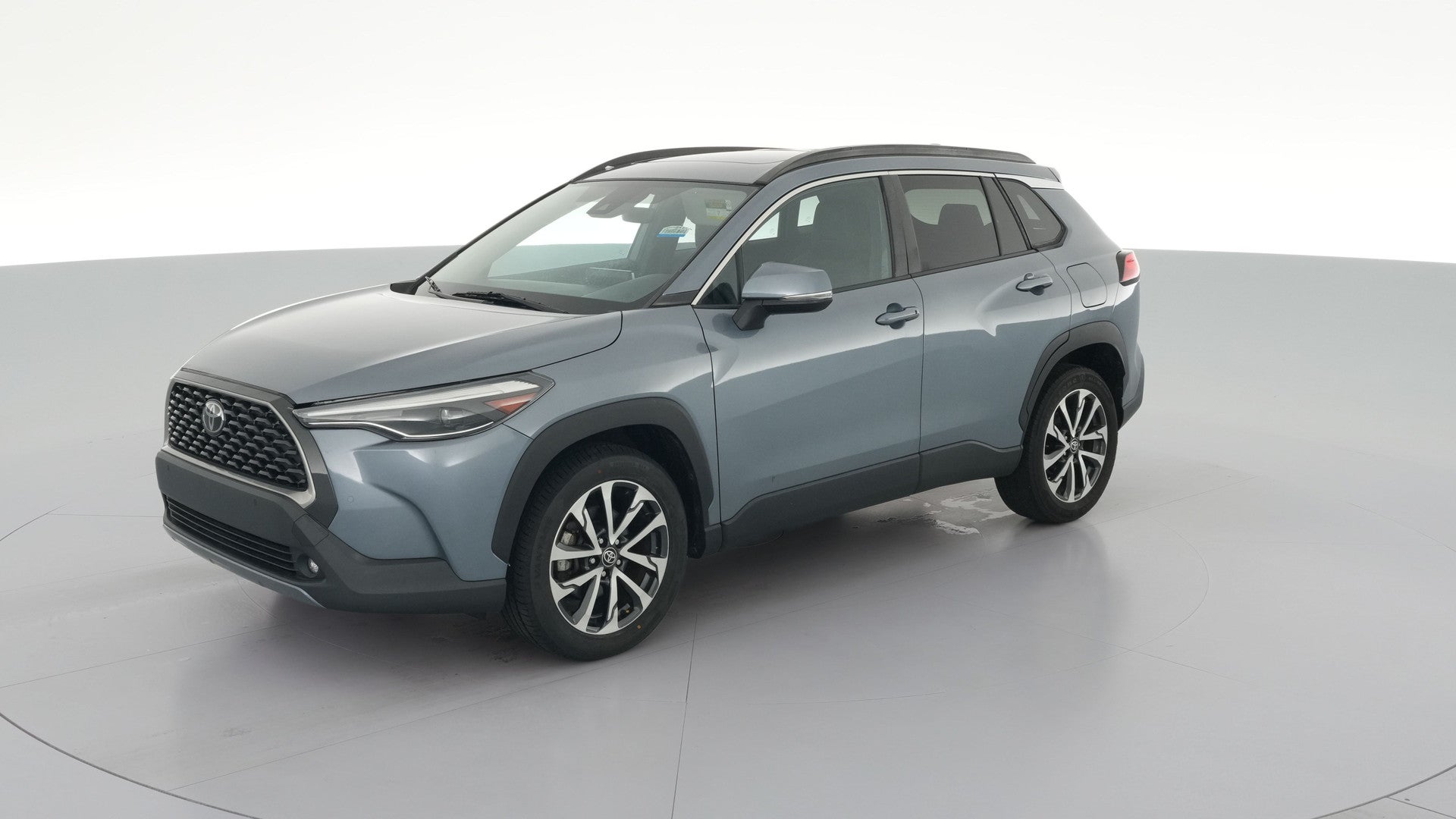 2022 Toyota Corolla Cross vehicle photo