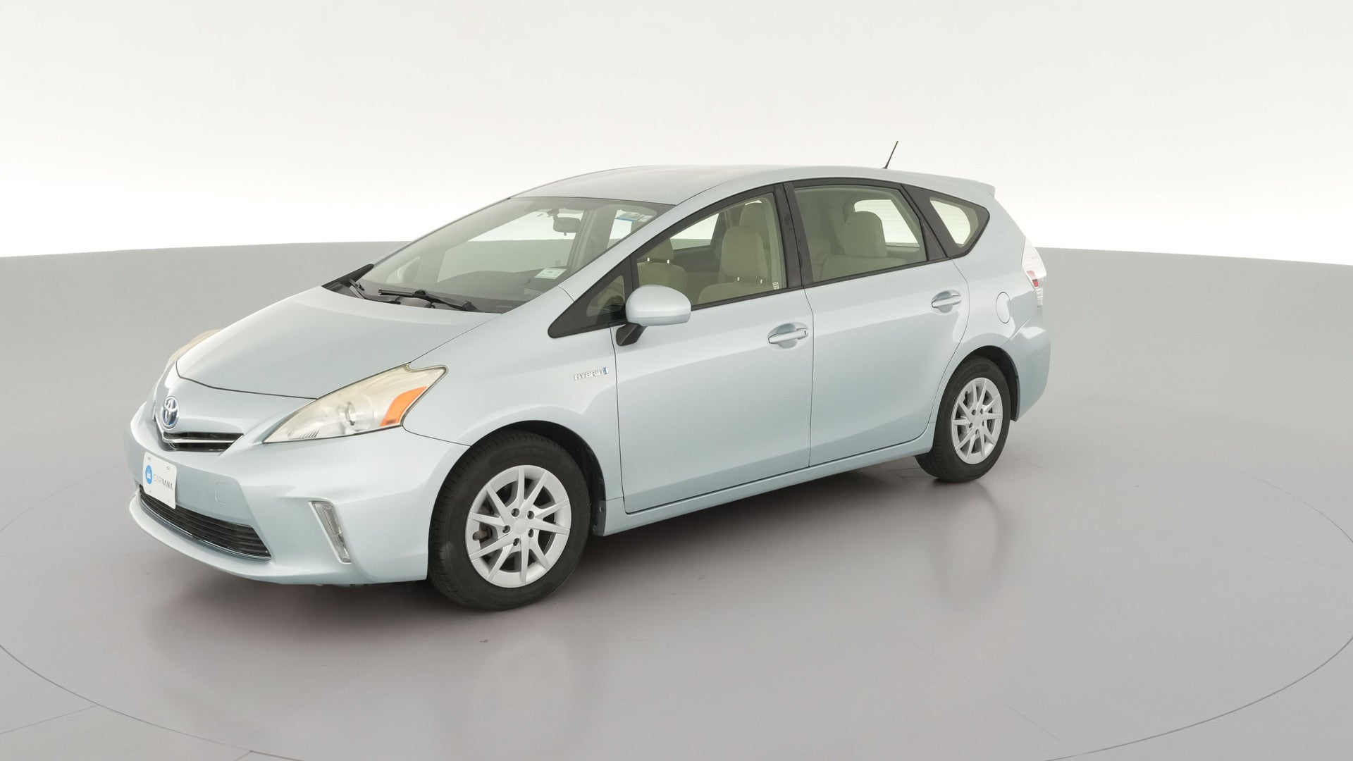 2014 Toyota Prius v vehicle photo