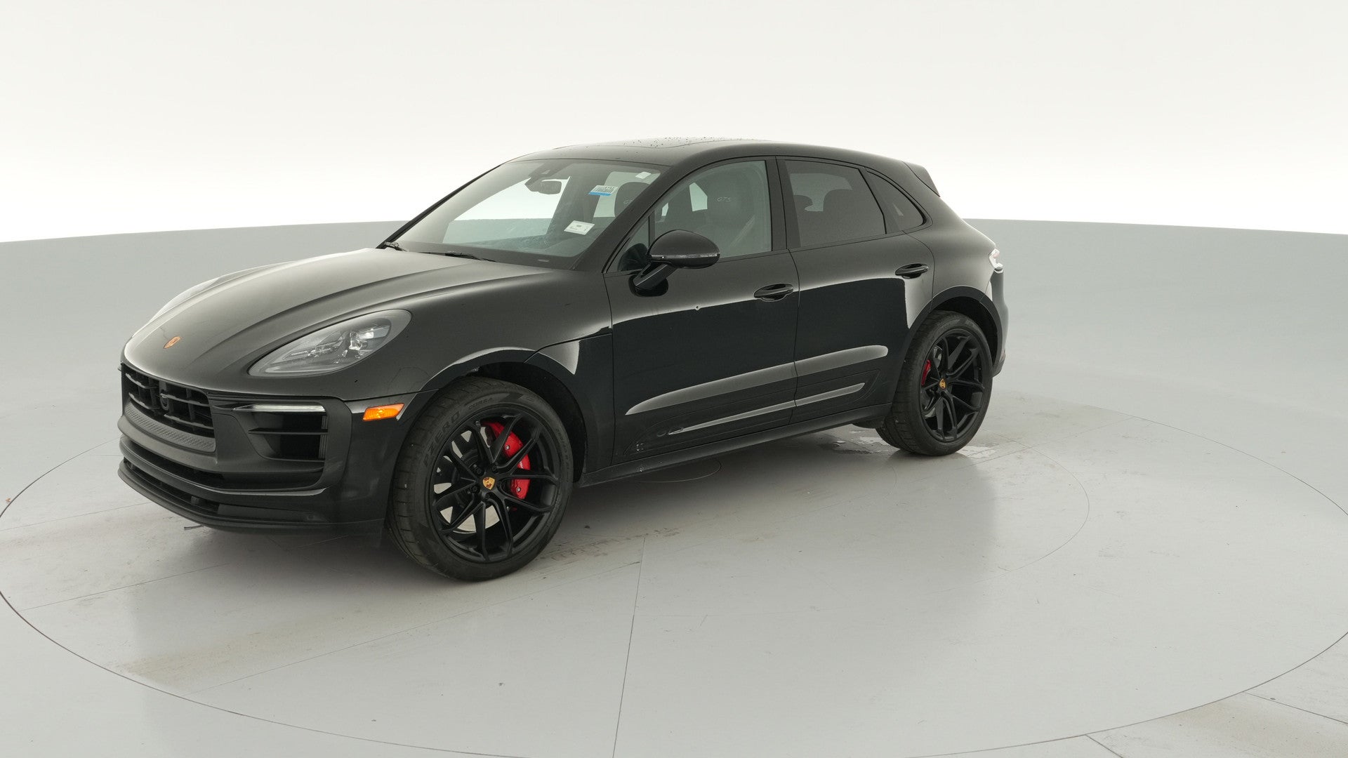 2023 Porsche Macan vehicle photo