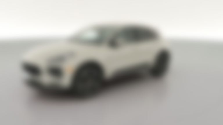 2021 Porsche Macan vehicle photo