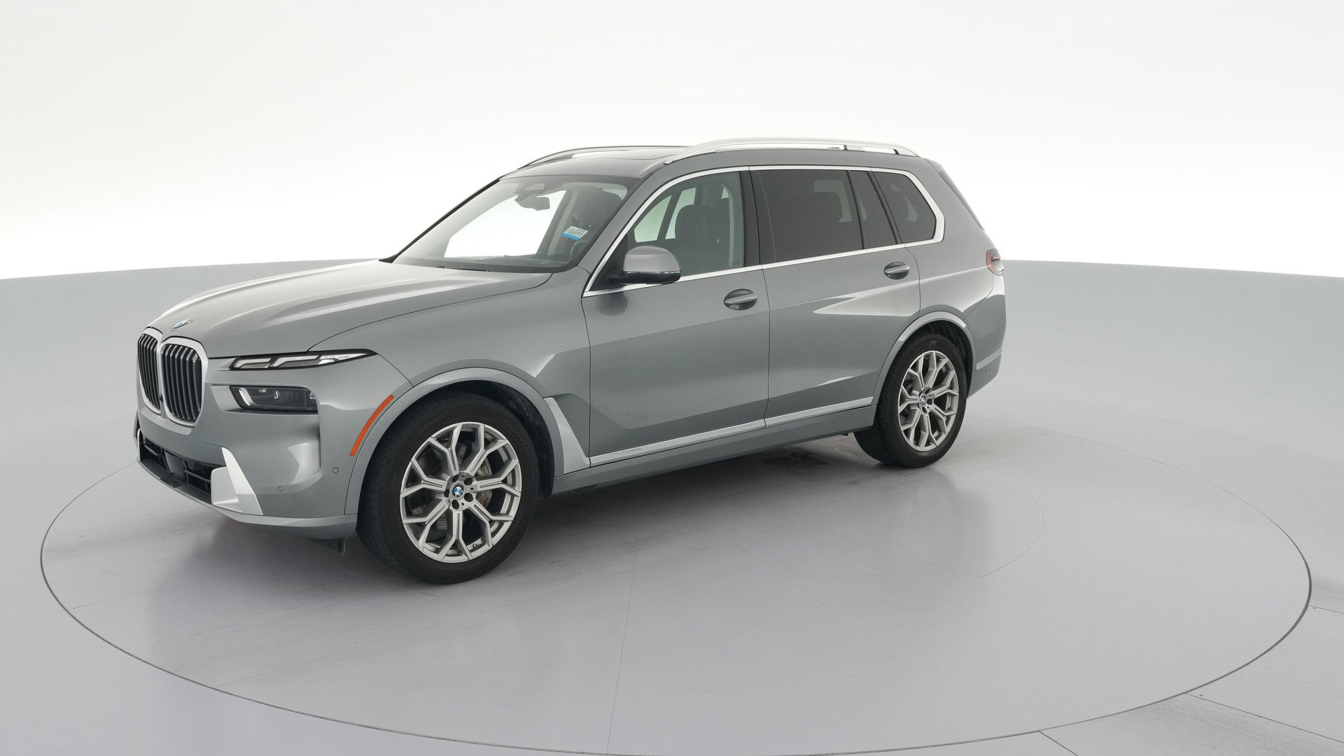 2025 BMW X7 vehicle photo