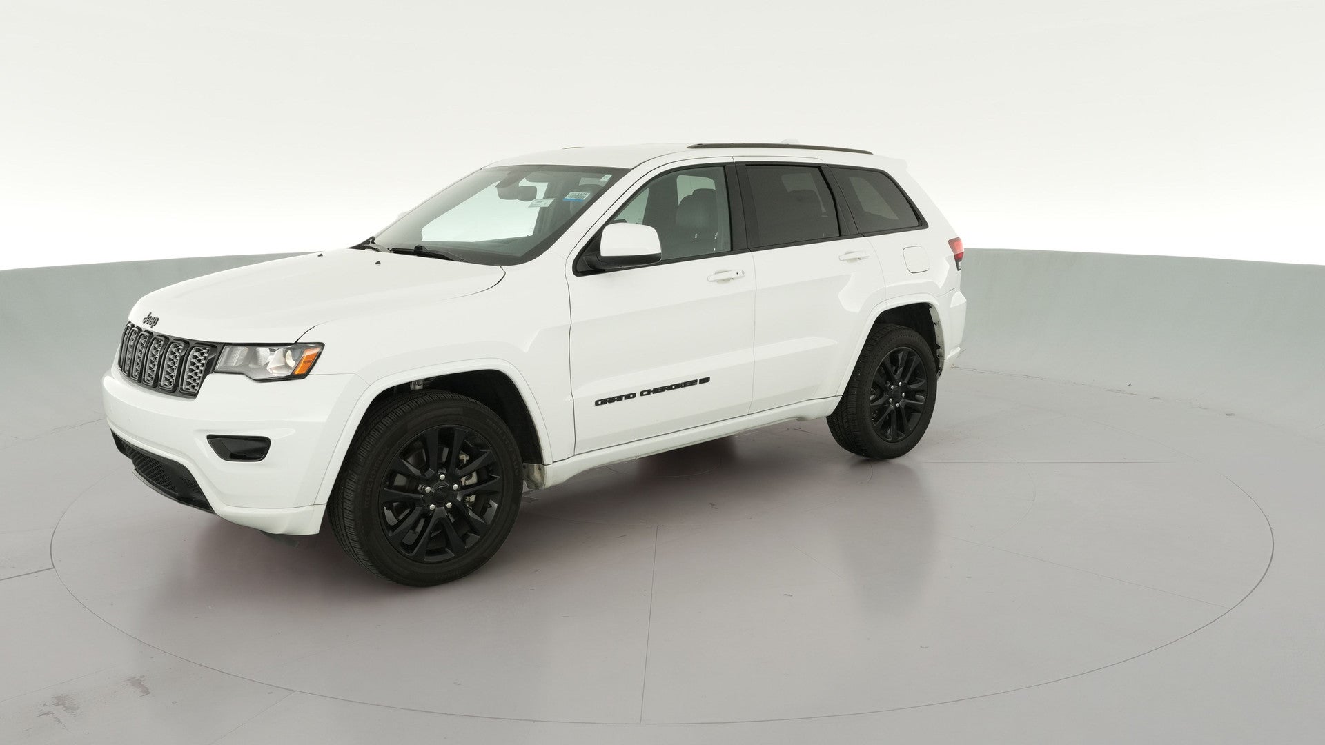 2022 Jeep Grand Cherokee vehicle photo