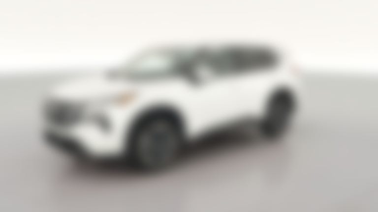 2025 Nissan Rogue vehicle photo