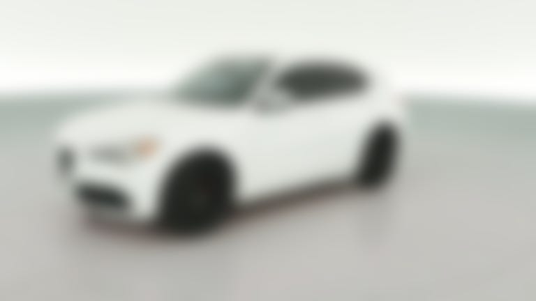2020 Alfa Romeo Stelvio vehicle photo