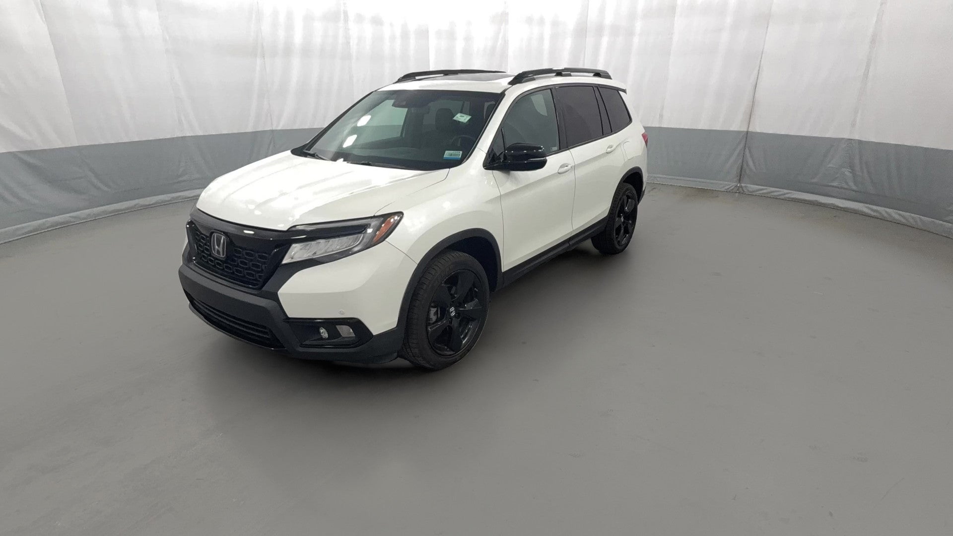 2021 Honda Passport vehicle photo