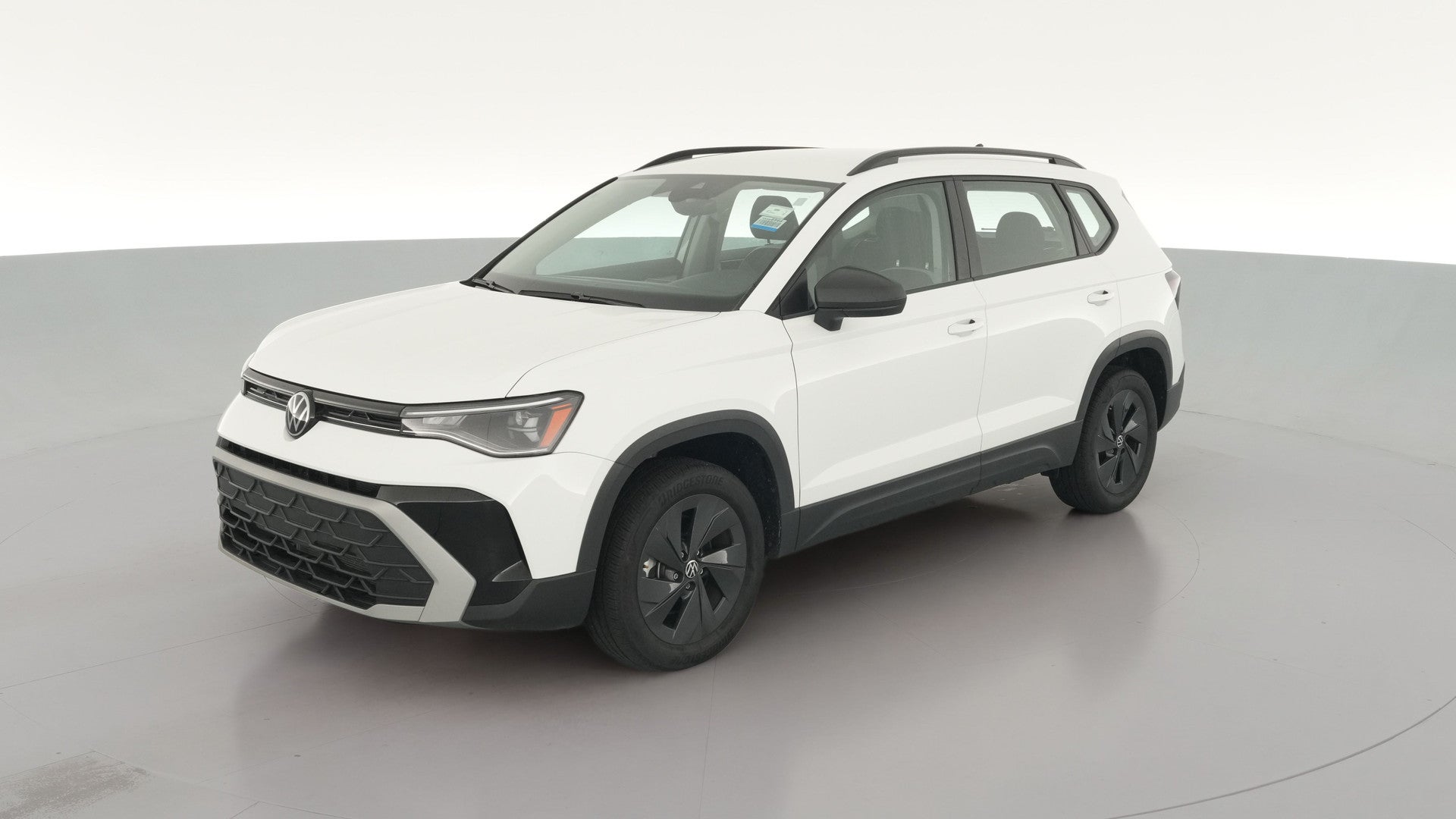 2025 Volkswagen Taos vehicle photo