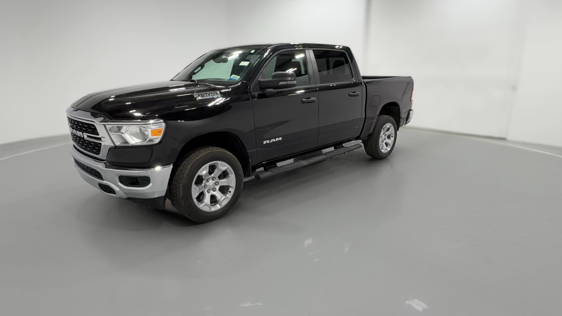 2023 Ram 1500 Crew Cab vehicle photo