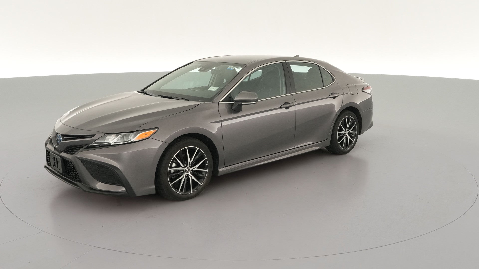 2024 Toyota Camry Hybrid vehicle photo
