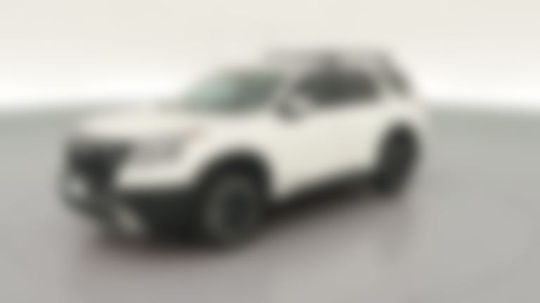 2025 Nissan Pathfinder vehicle photo