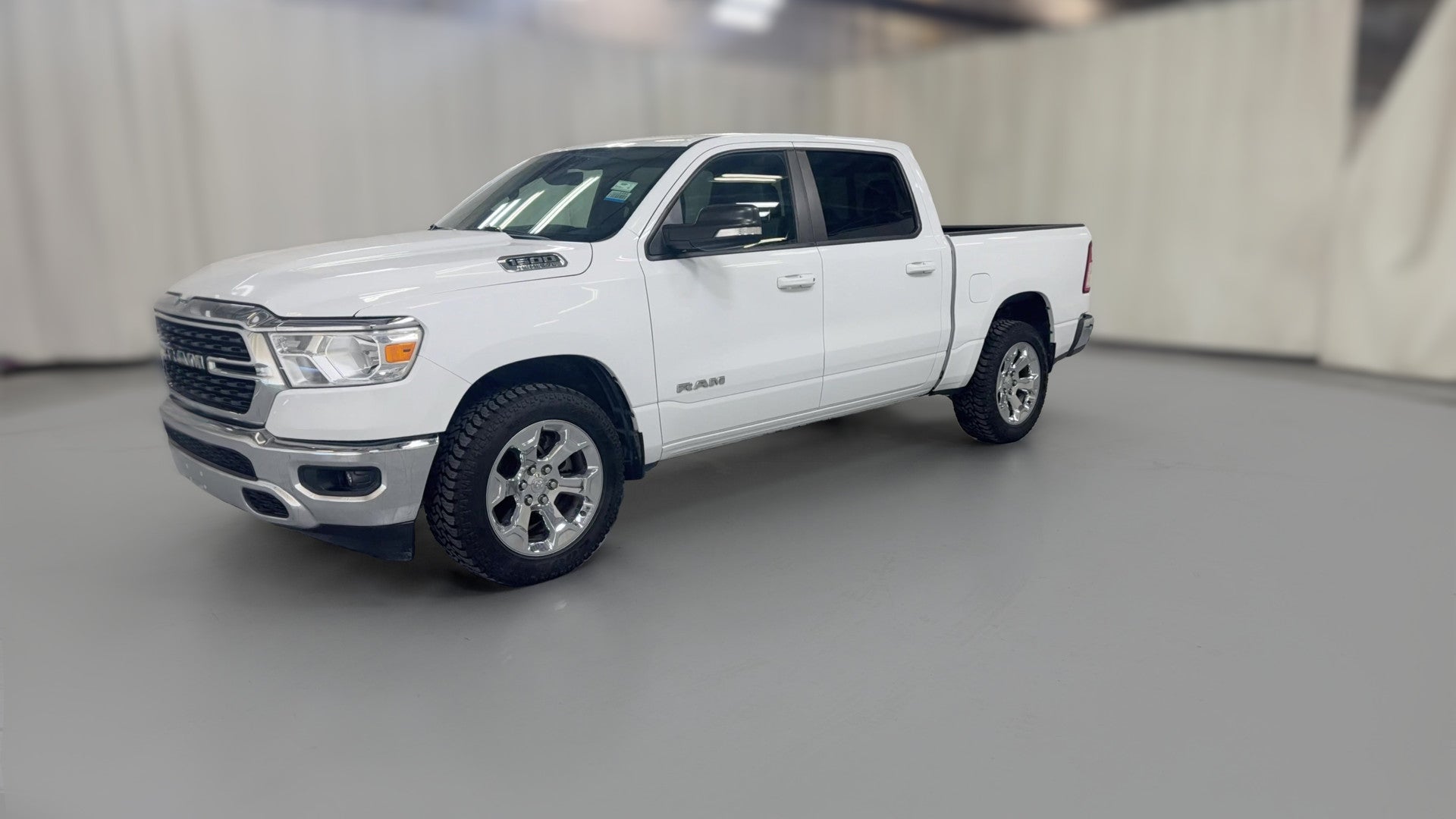 2022 Ram 1500 Crew Cab vehicle photo