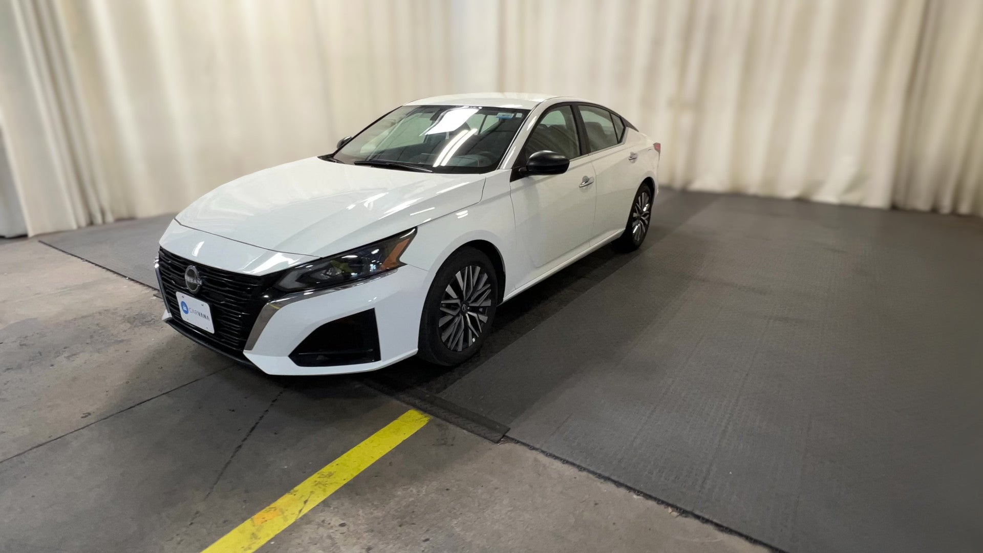 2025 Nissan Altima vehicle photo