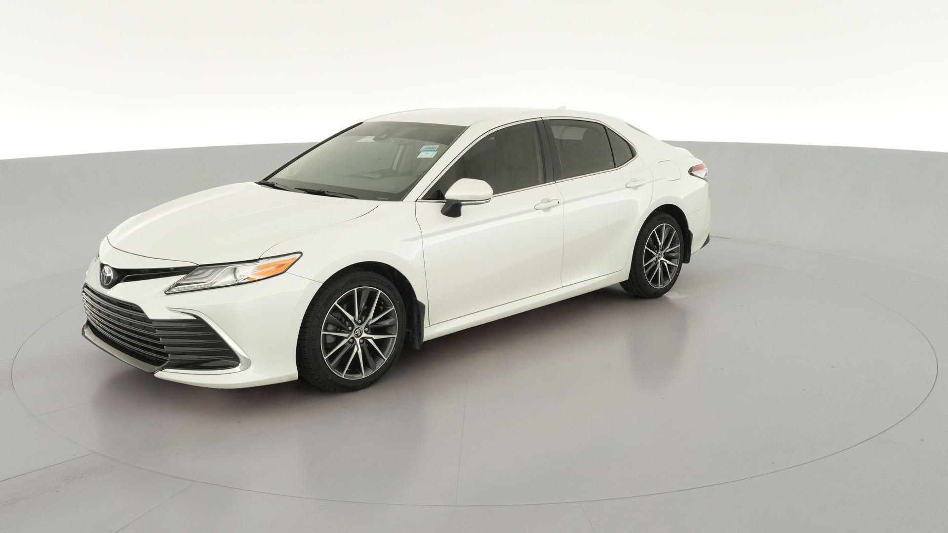 2021 Toyota Camry vehicle photo
