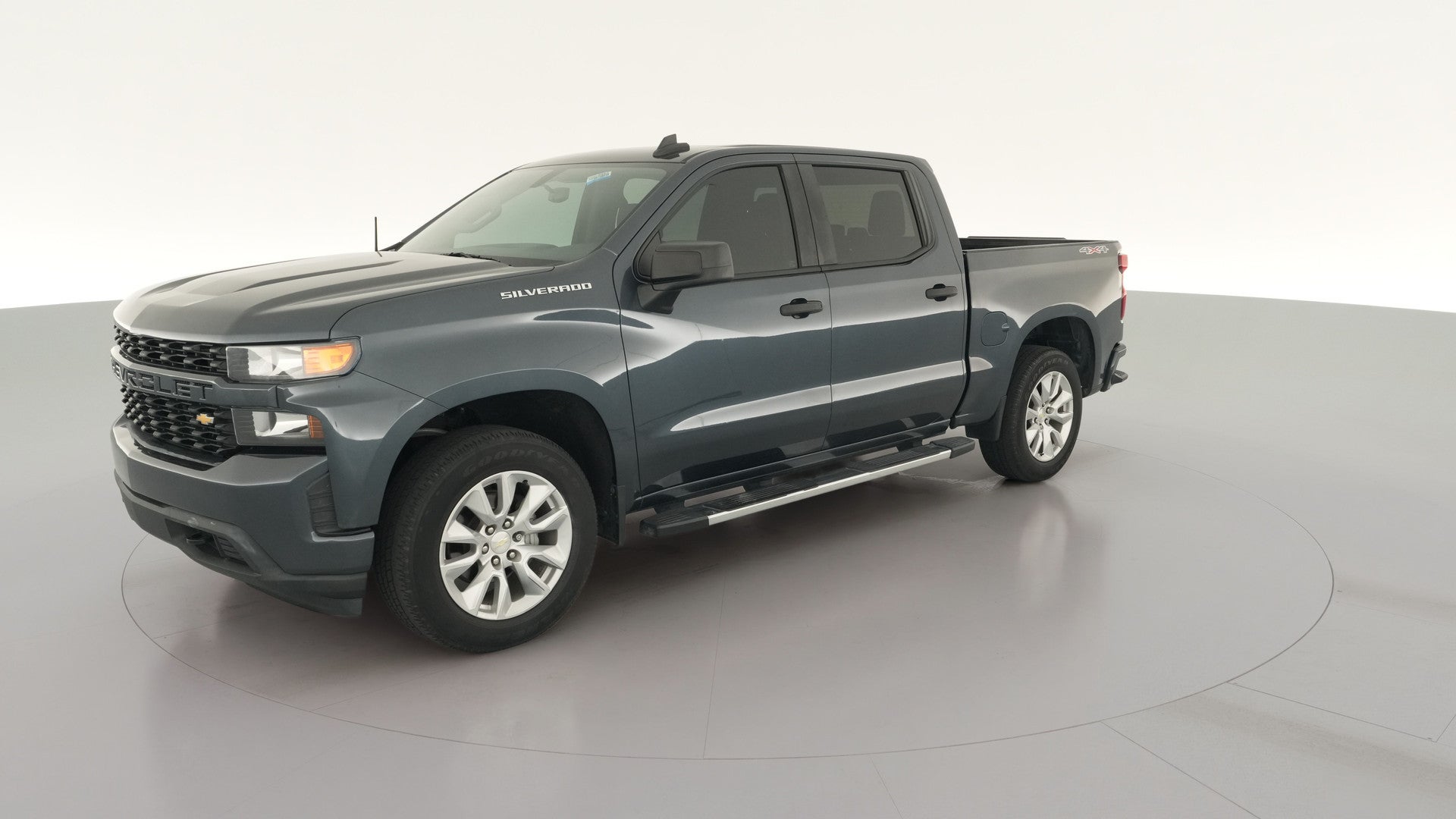 2020 Chevrolet Silverado 1500 Crew Cab vehicle photo
