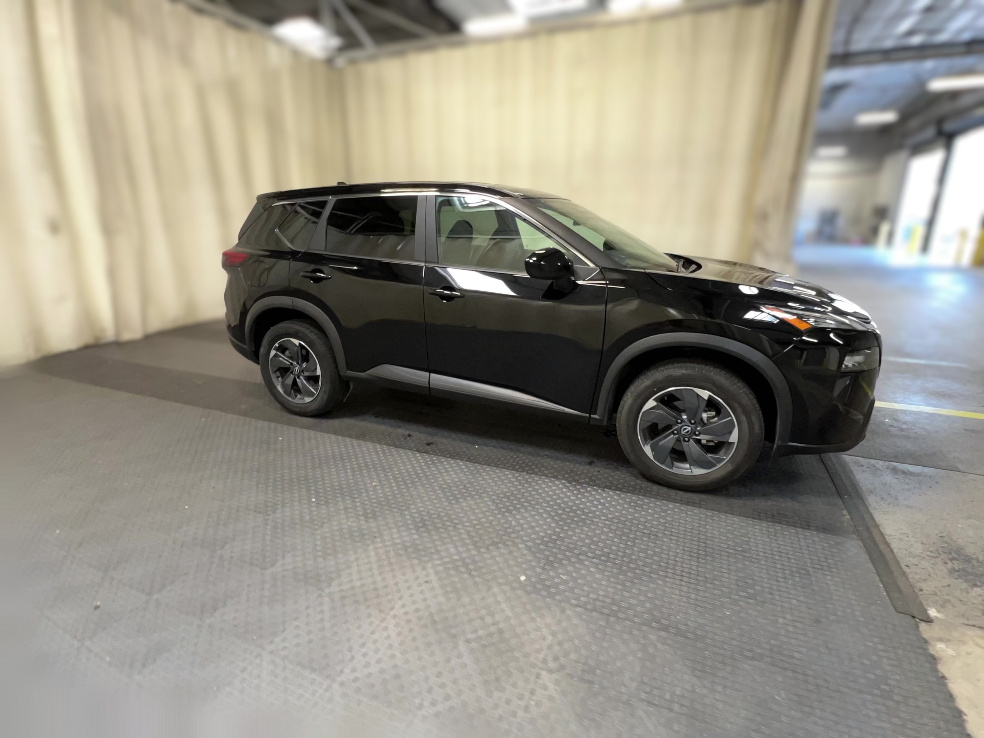 2025 Nissan Rogue SV - Photo 36