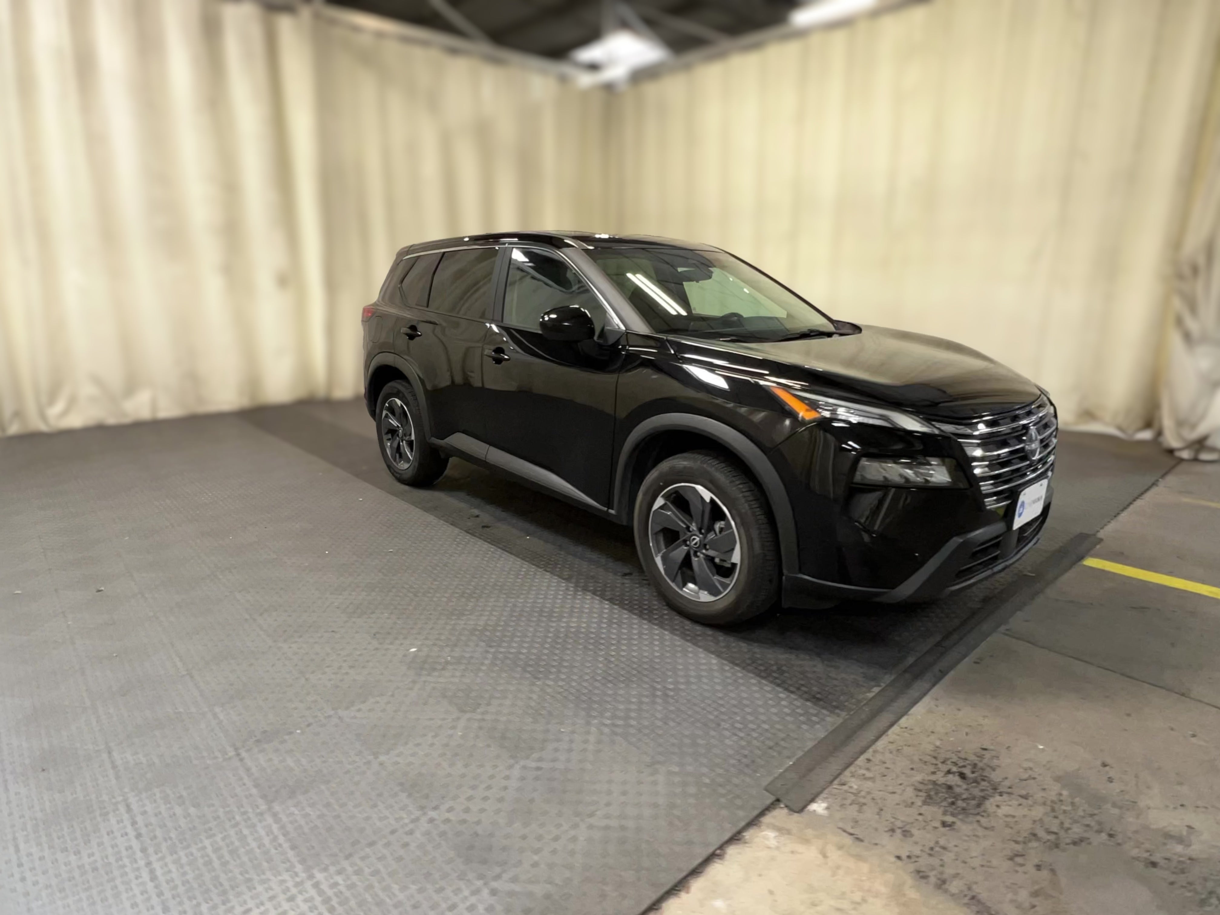 2025 Nissan Rogue SV - Photo 37