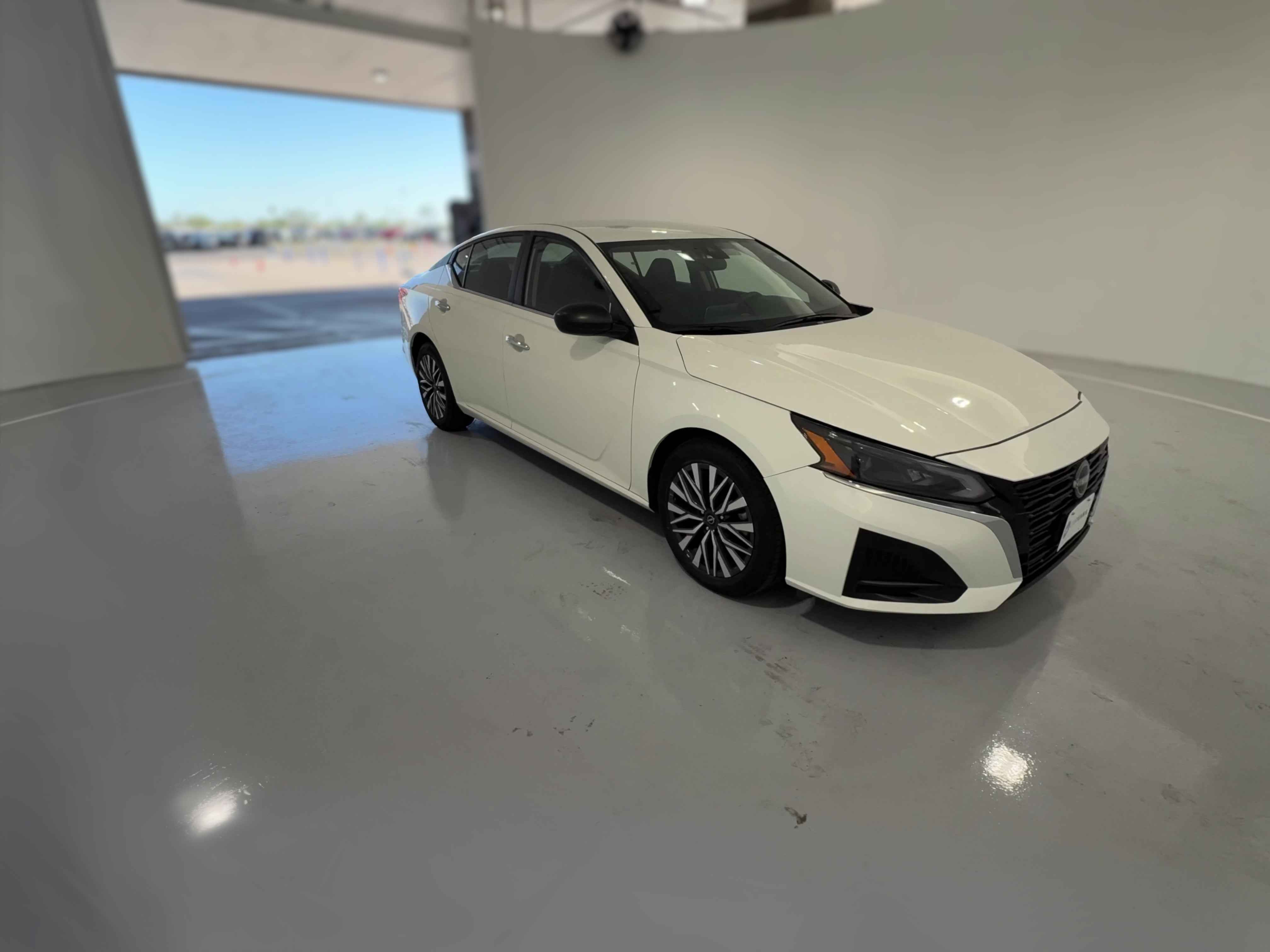 2025 Nissan Altima SV - Photo 31