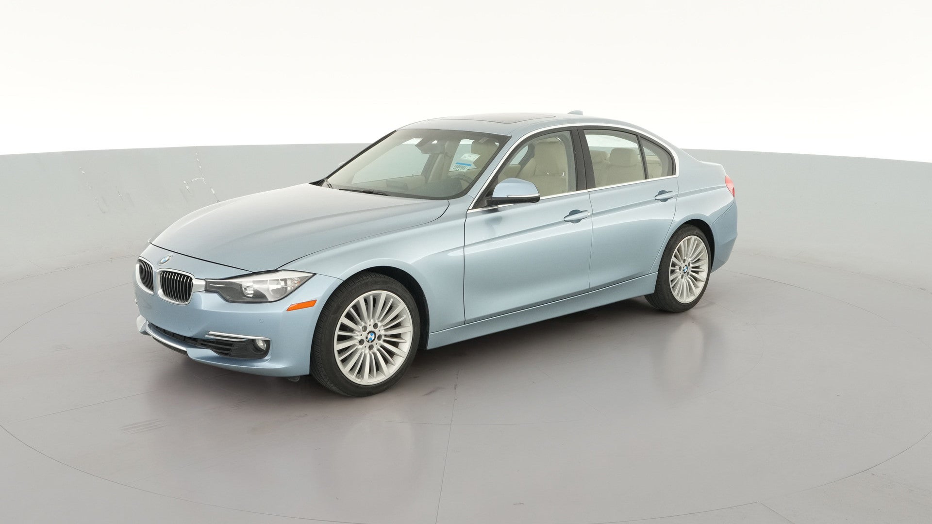 2013 BMW 3 Series vehicle photo