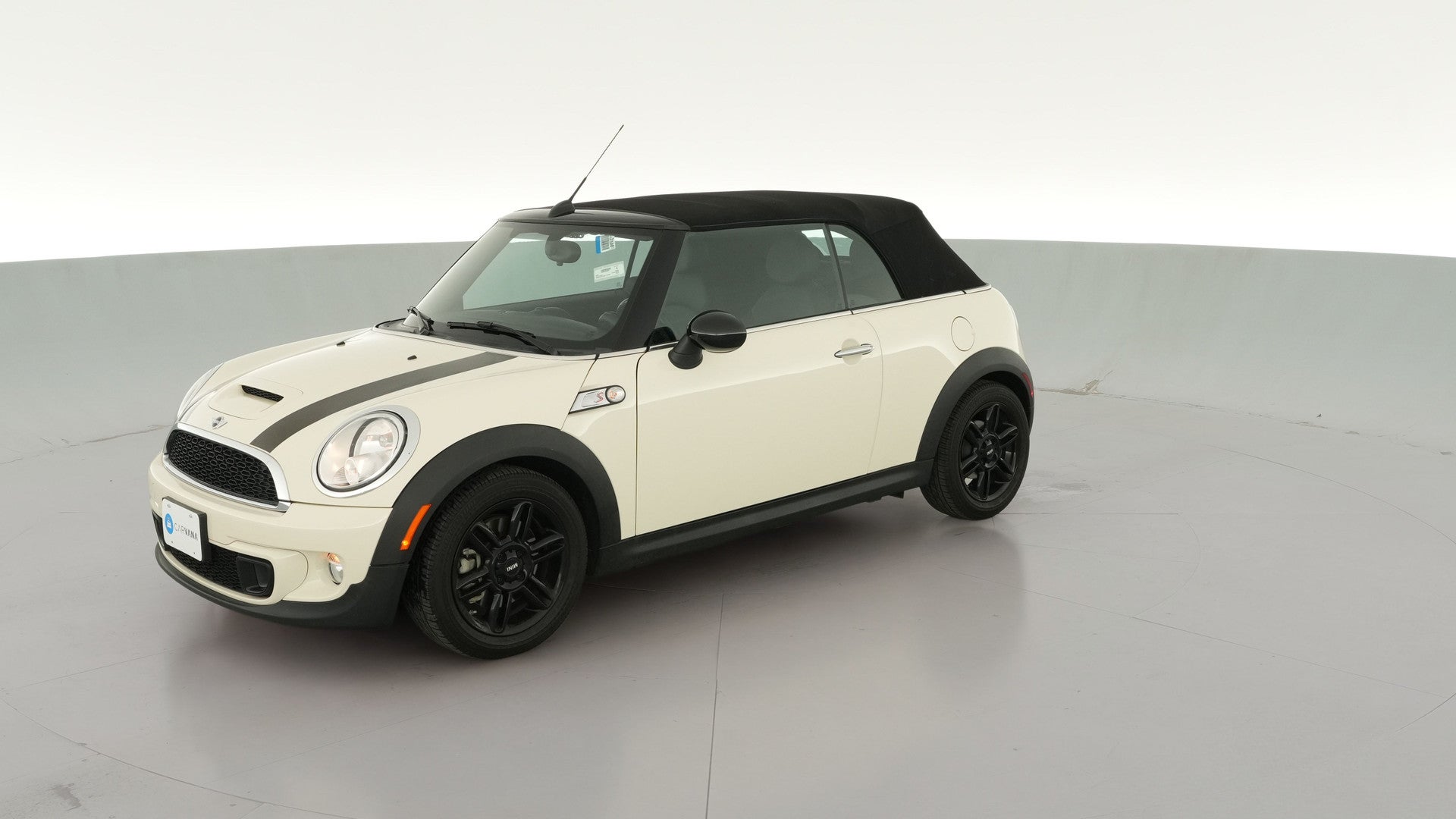 2013 MINI Convertible vehicle photo