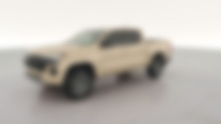 2024 Chevrolet Colorado Crew Cab vehicle photo