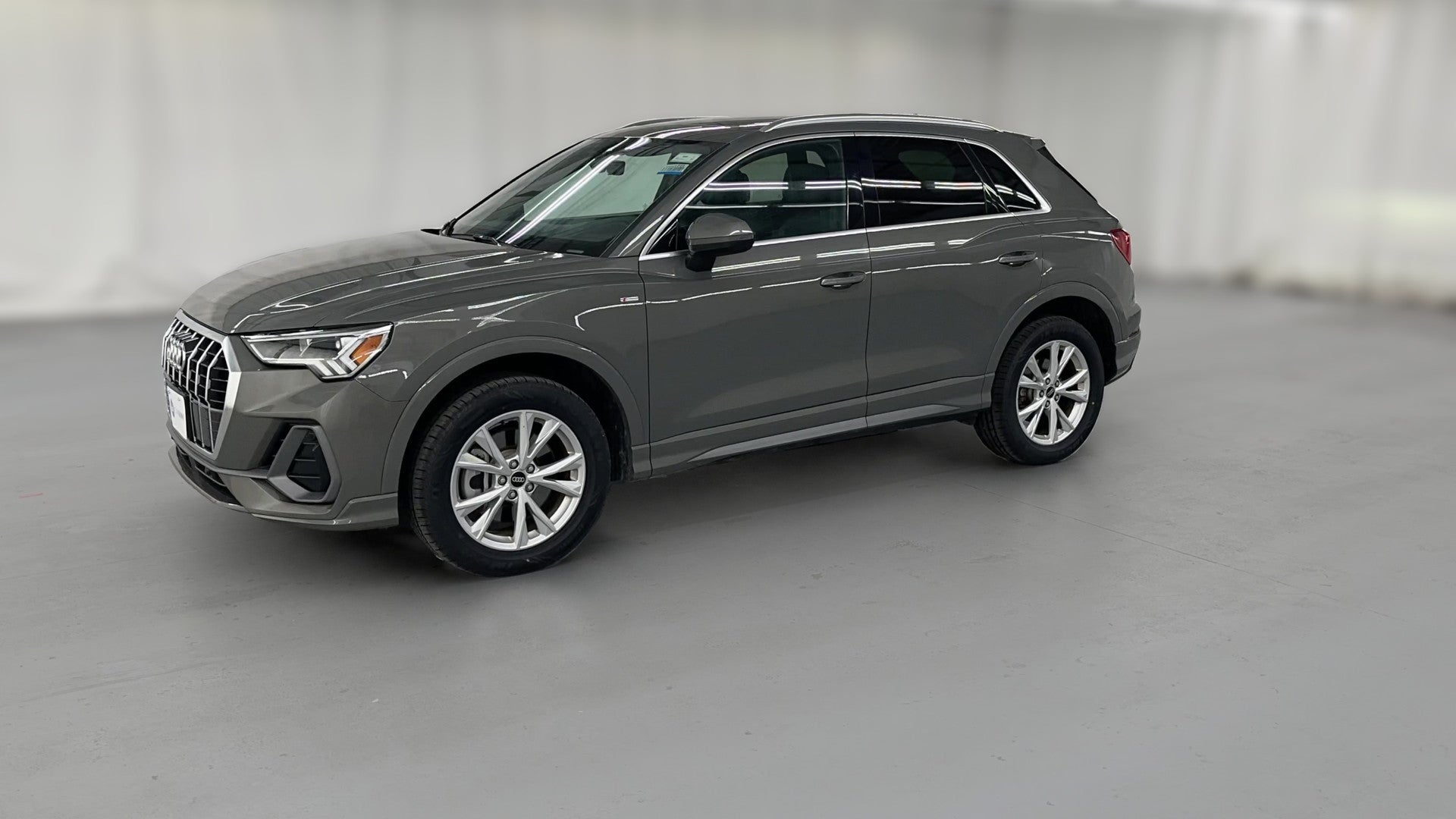2025 Audi Q3 vehicle photo