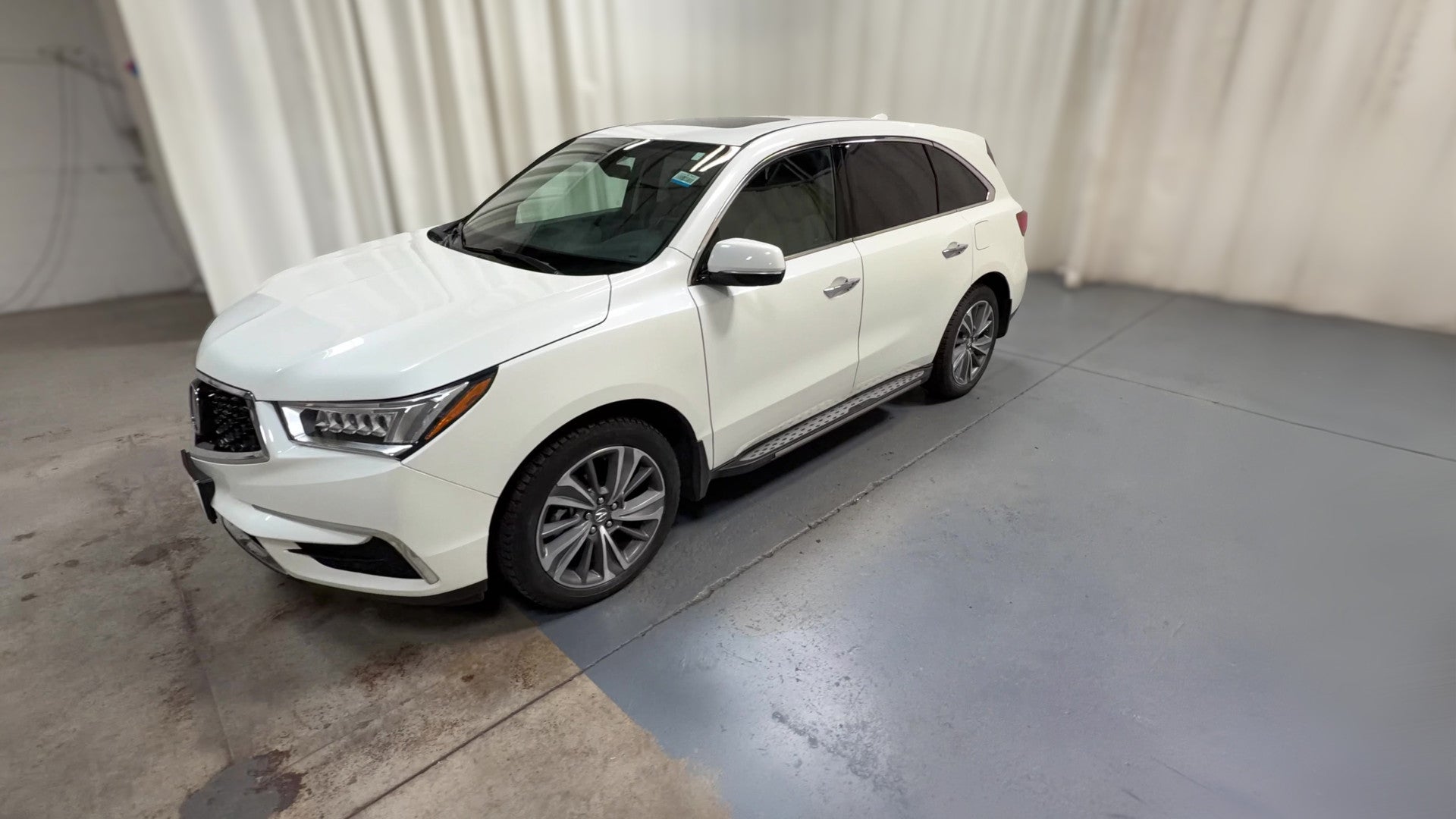 2017 Acura MDX vehicle photo
