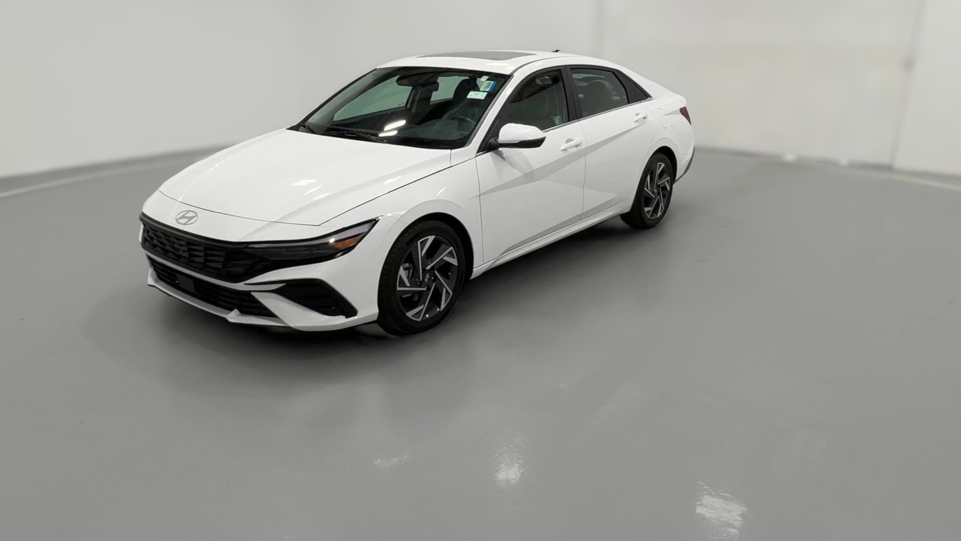2025 Hyundai Elantra vehicle photo