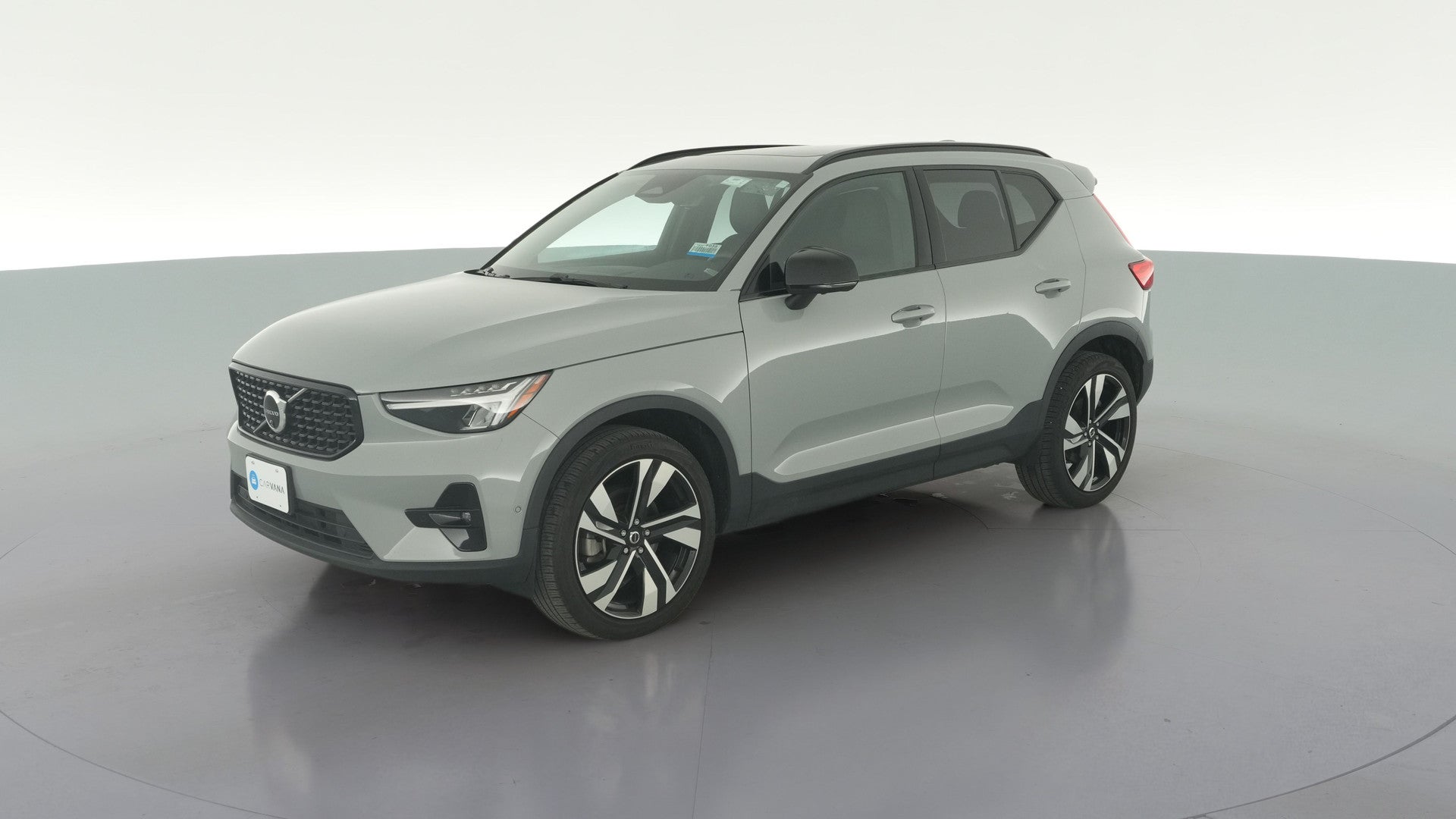 2024 Volvo XC40 vehicle photo
