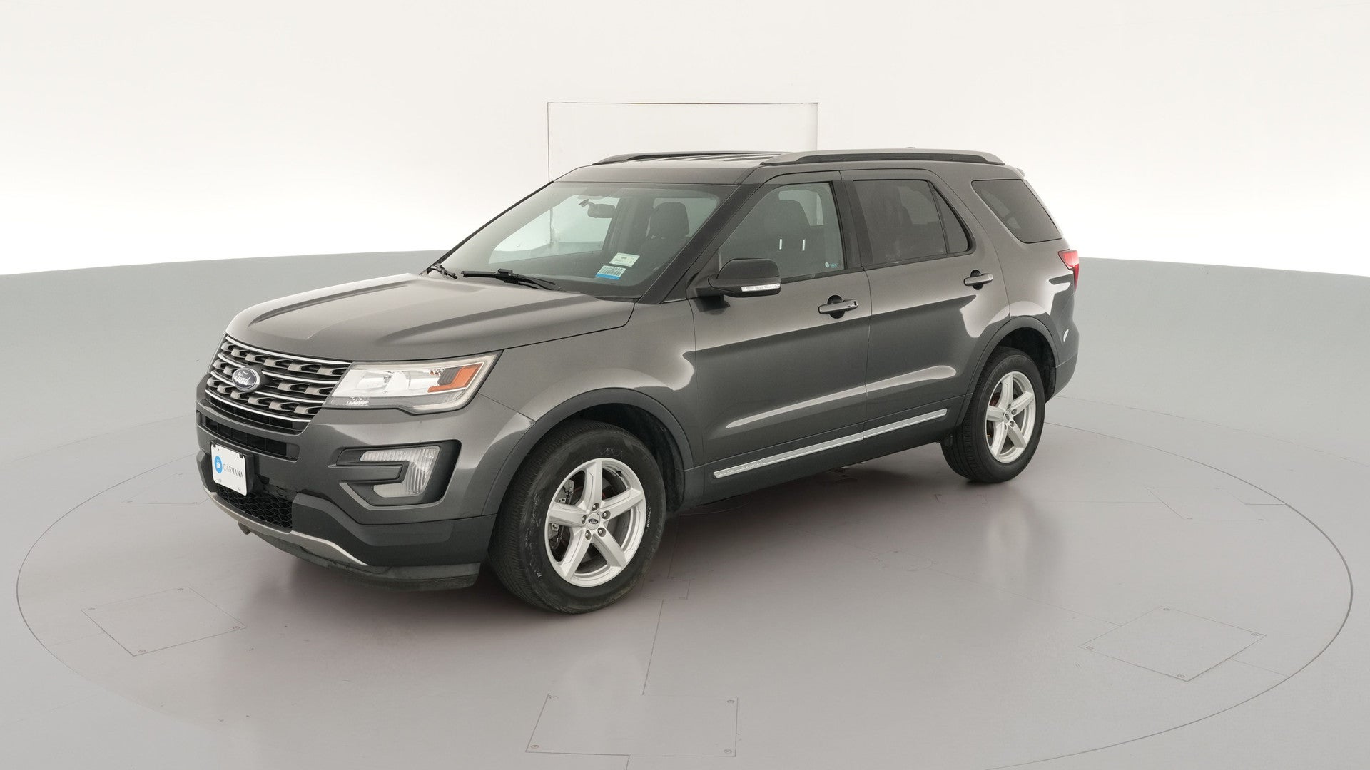 2017 Ford Explorer vehicle photo
