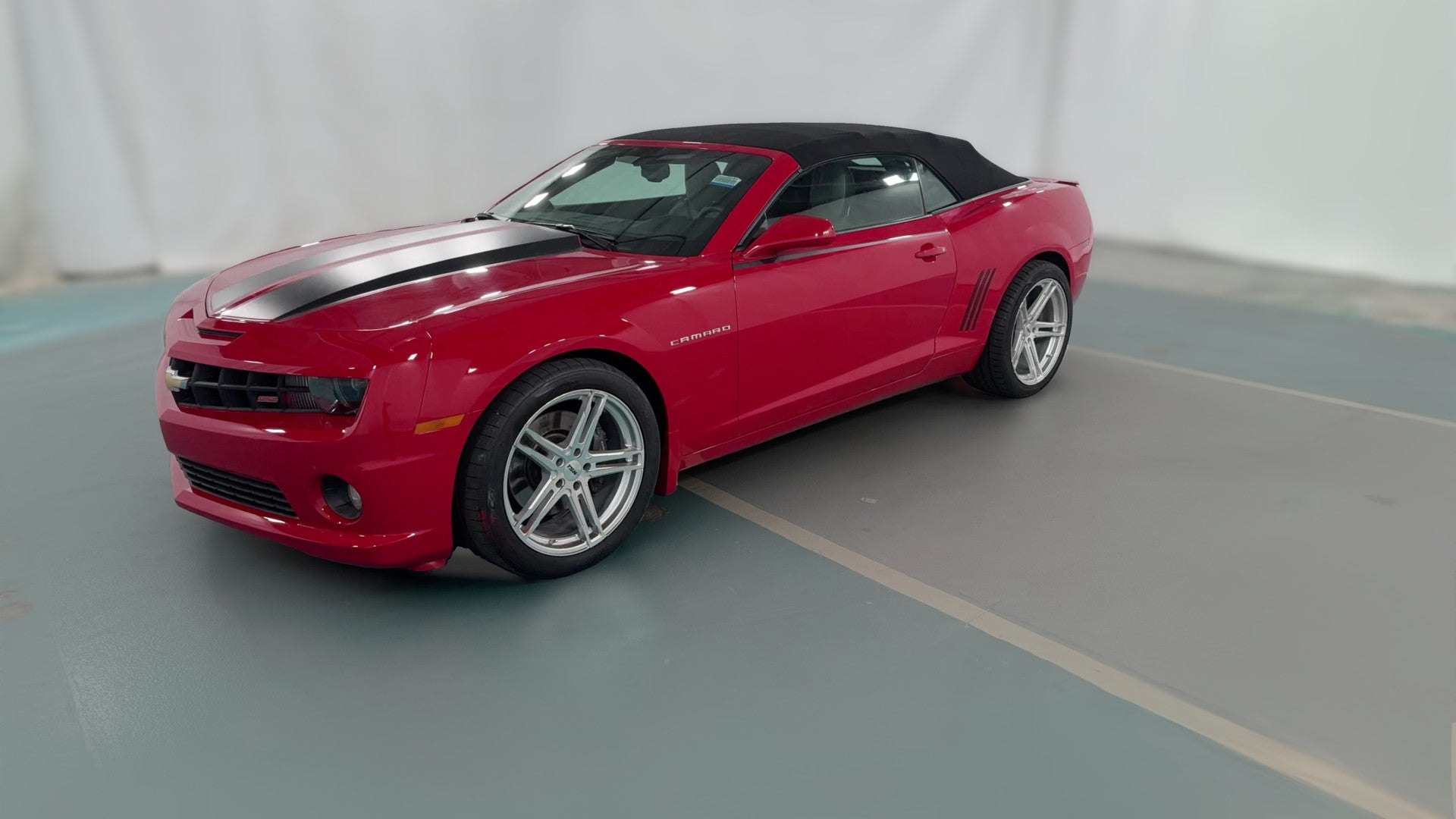 2011 Chevrolet Camaro vehicle photo