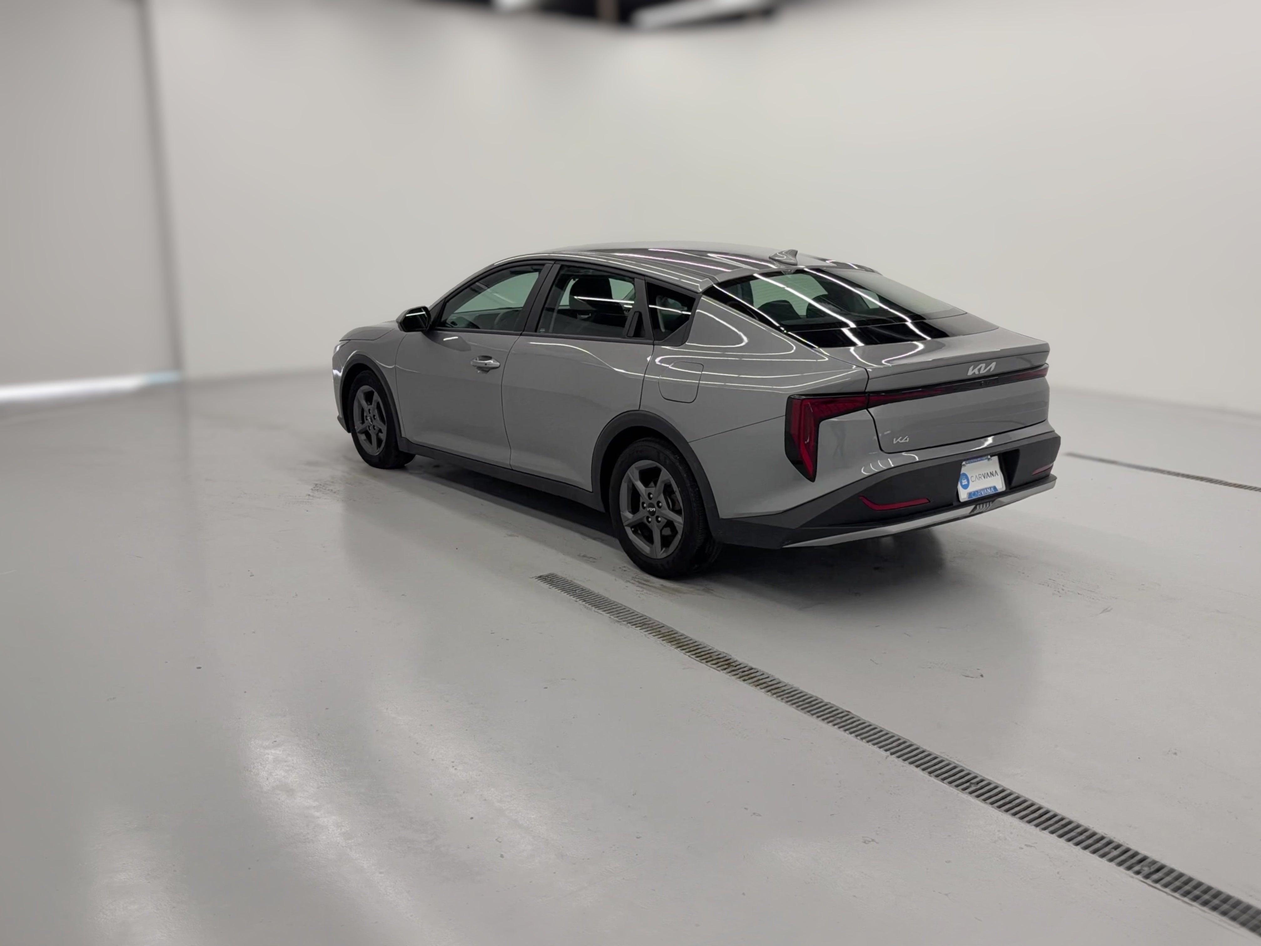 2025 Kia K4 LXS - Photo 24