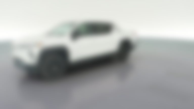 2025 Chevrolet Silverado EV vehicle photo
