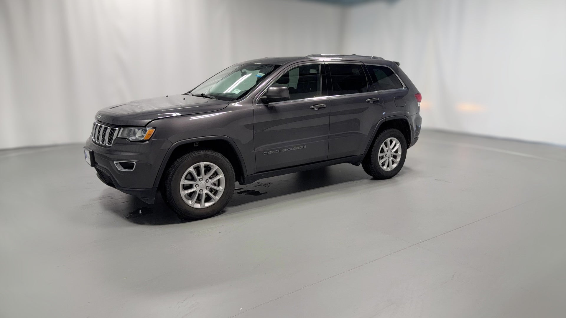 2021 Jeep Grand Cherokee vehicle photo