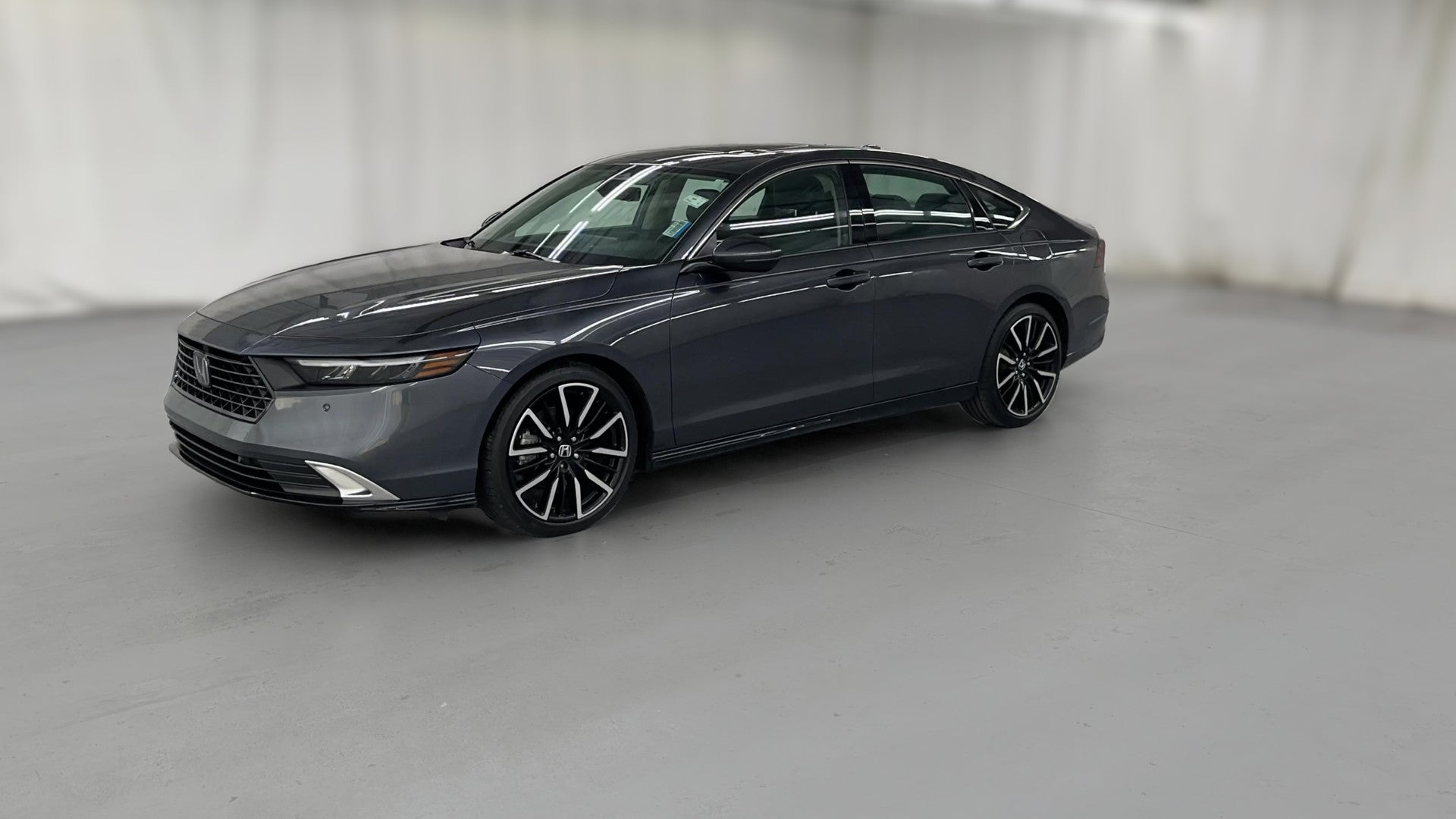 2025 Honda Accord Hybrid vehicle photo
