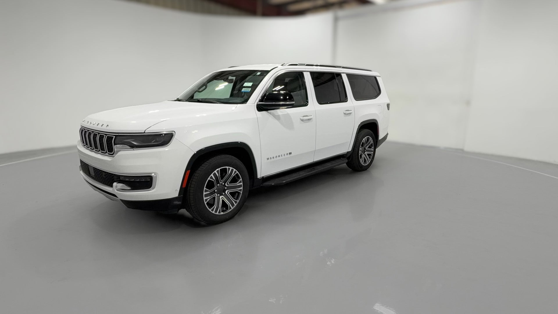 2024 Jeep Wagoneer L vehicle photo