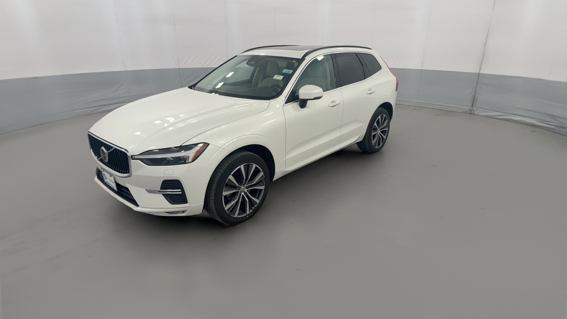 2022 Volvo XC60 vehicle photo