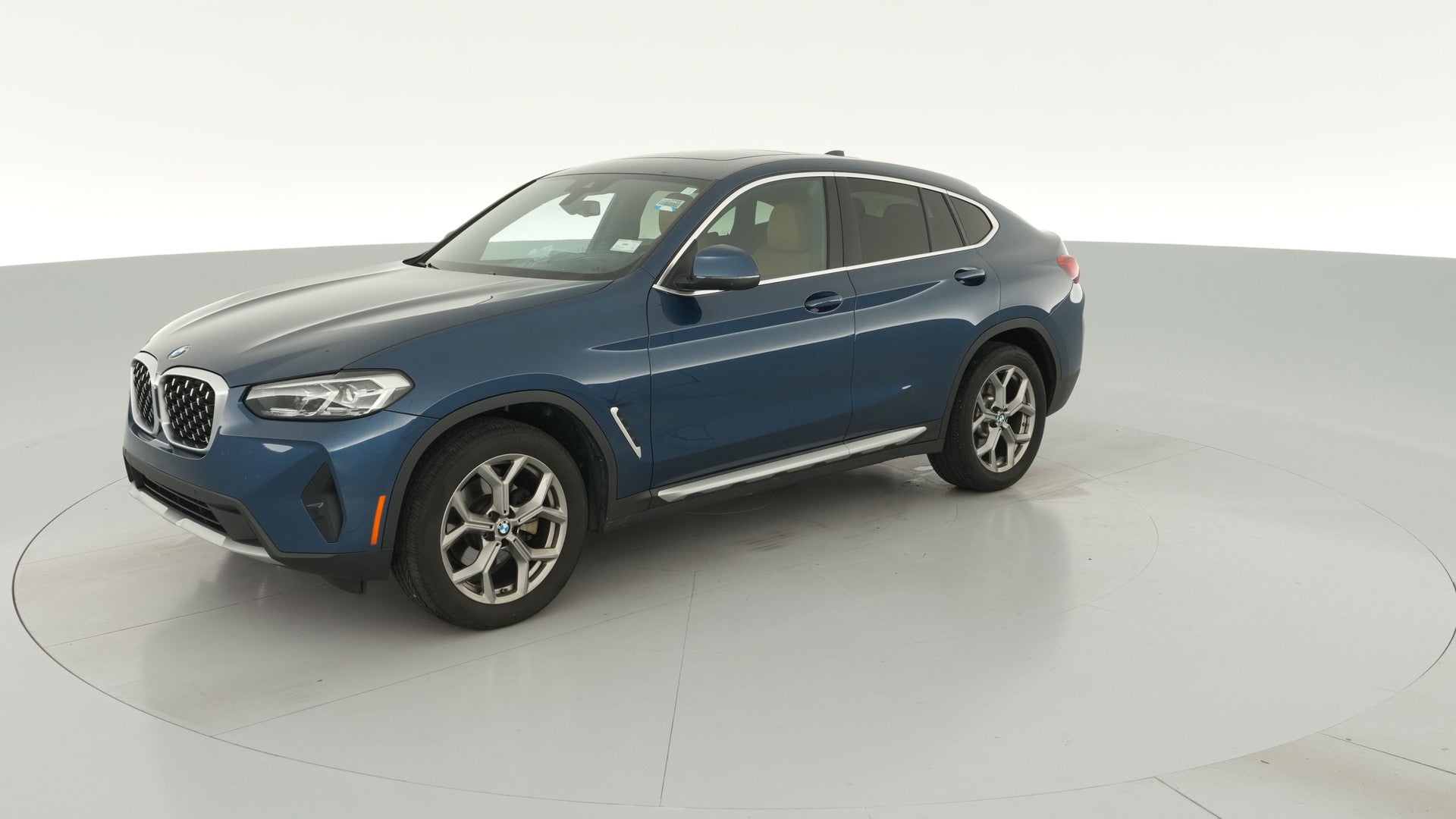 2022 BMW X4 vehicle photo