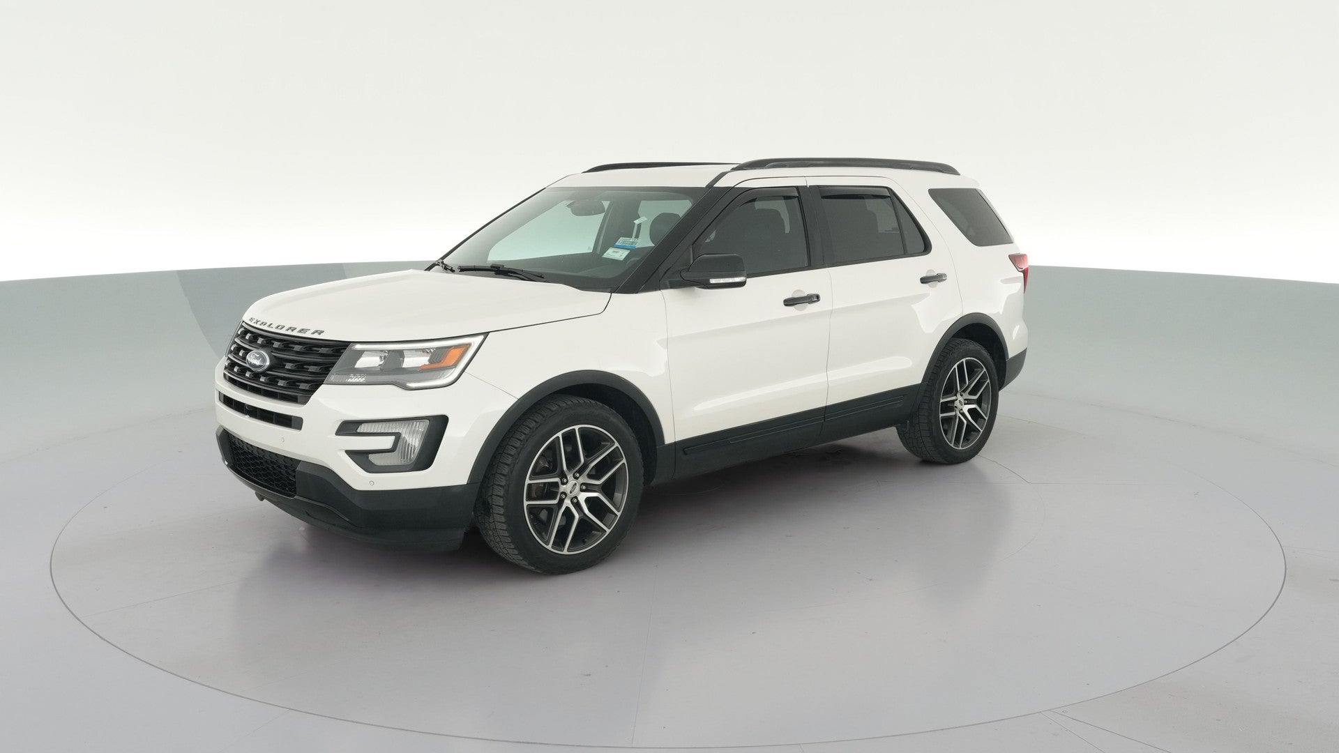 2017 Ford Explorer vehicle photo