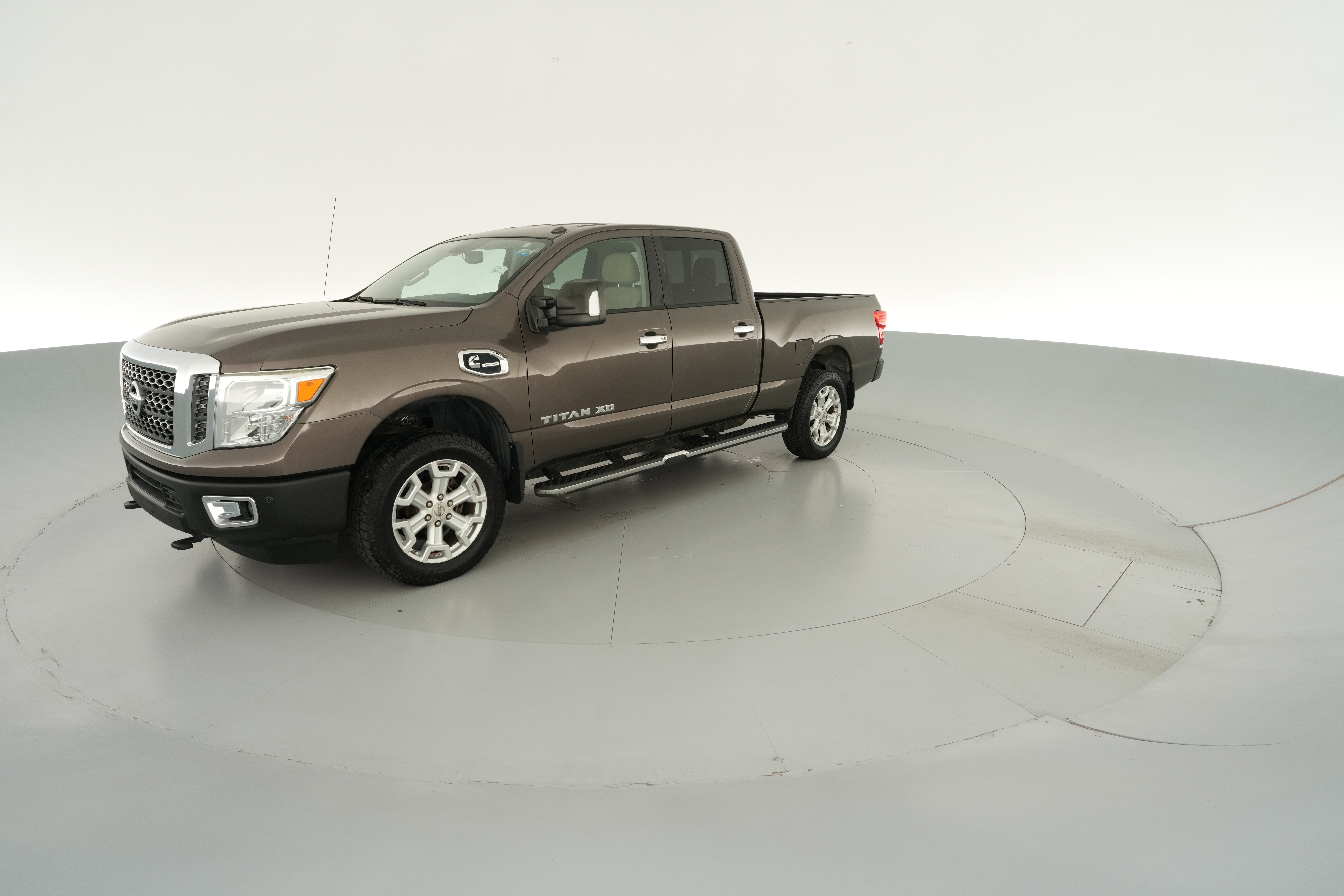 2017 Nissan Titan XD SV - Photo 26