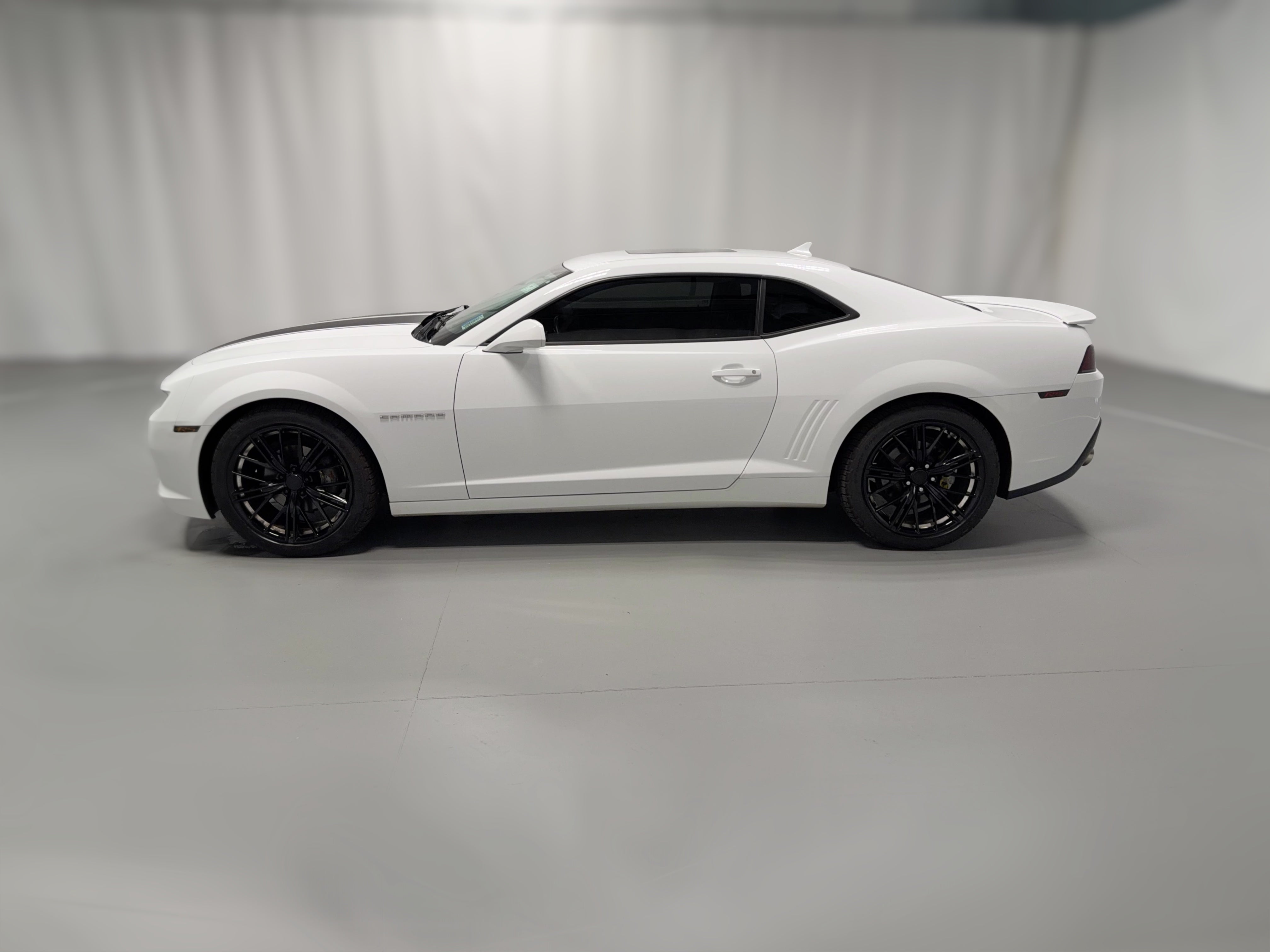 2015 Chevrolet Camaro 2LT - Photo 24