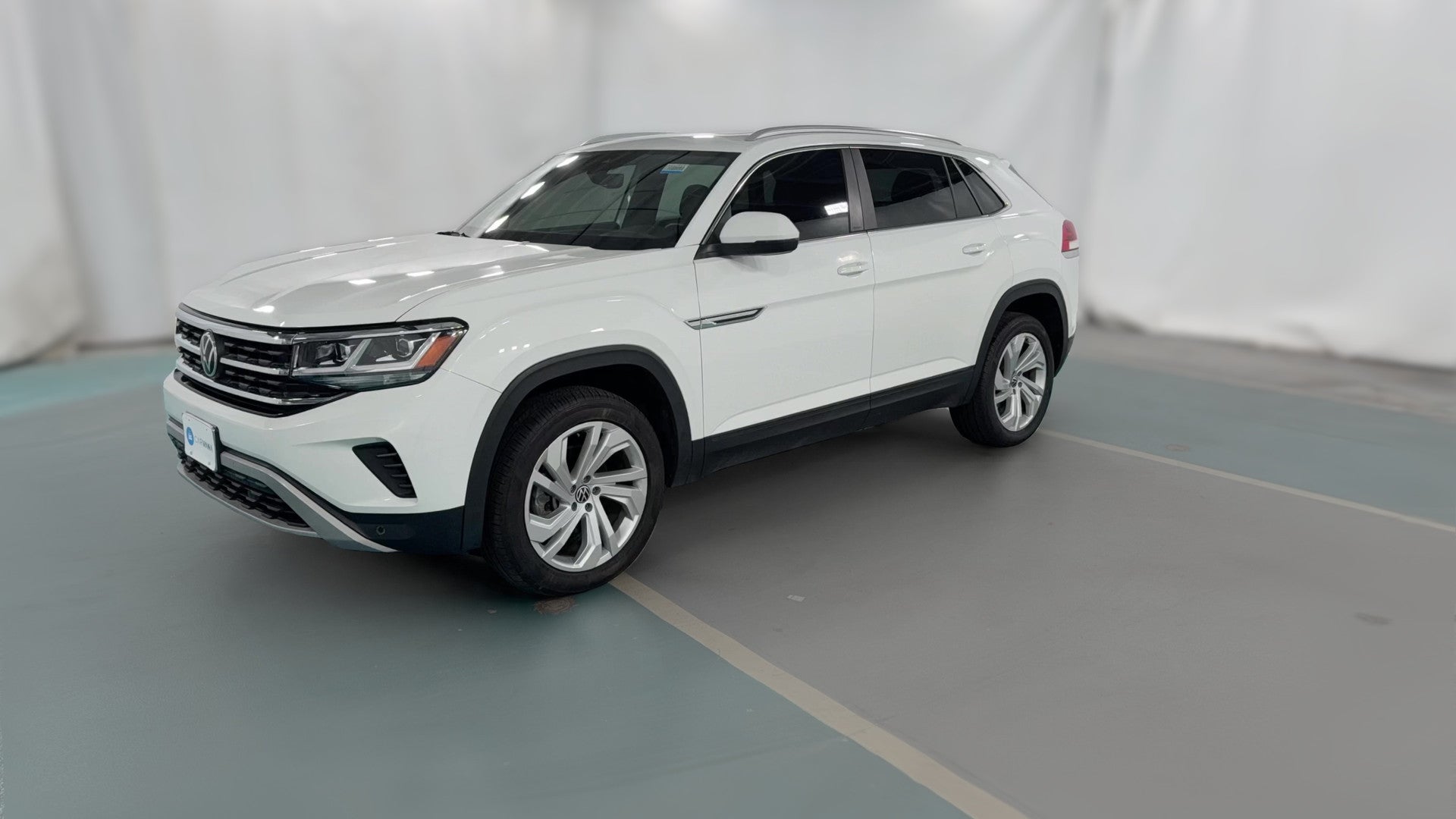 2021 Volkswagen Atlas Cross Sport vehicle photo