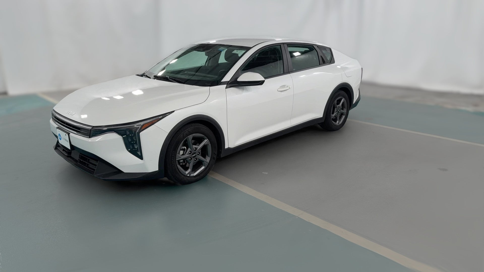 2025 Kia K4 vehicle photo