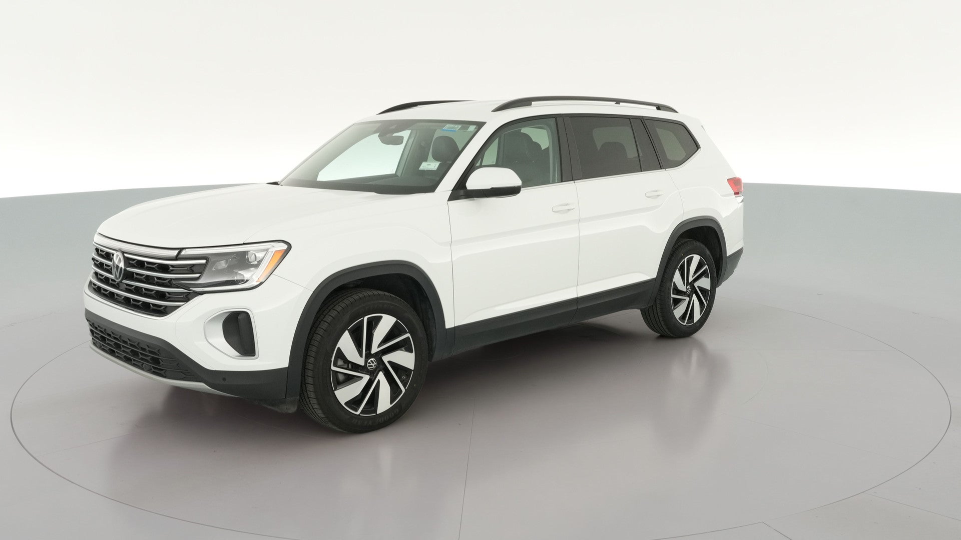 2025 Volkswagen Atlas vehicle photo