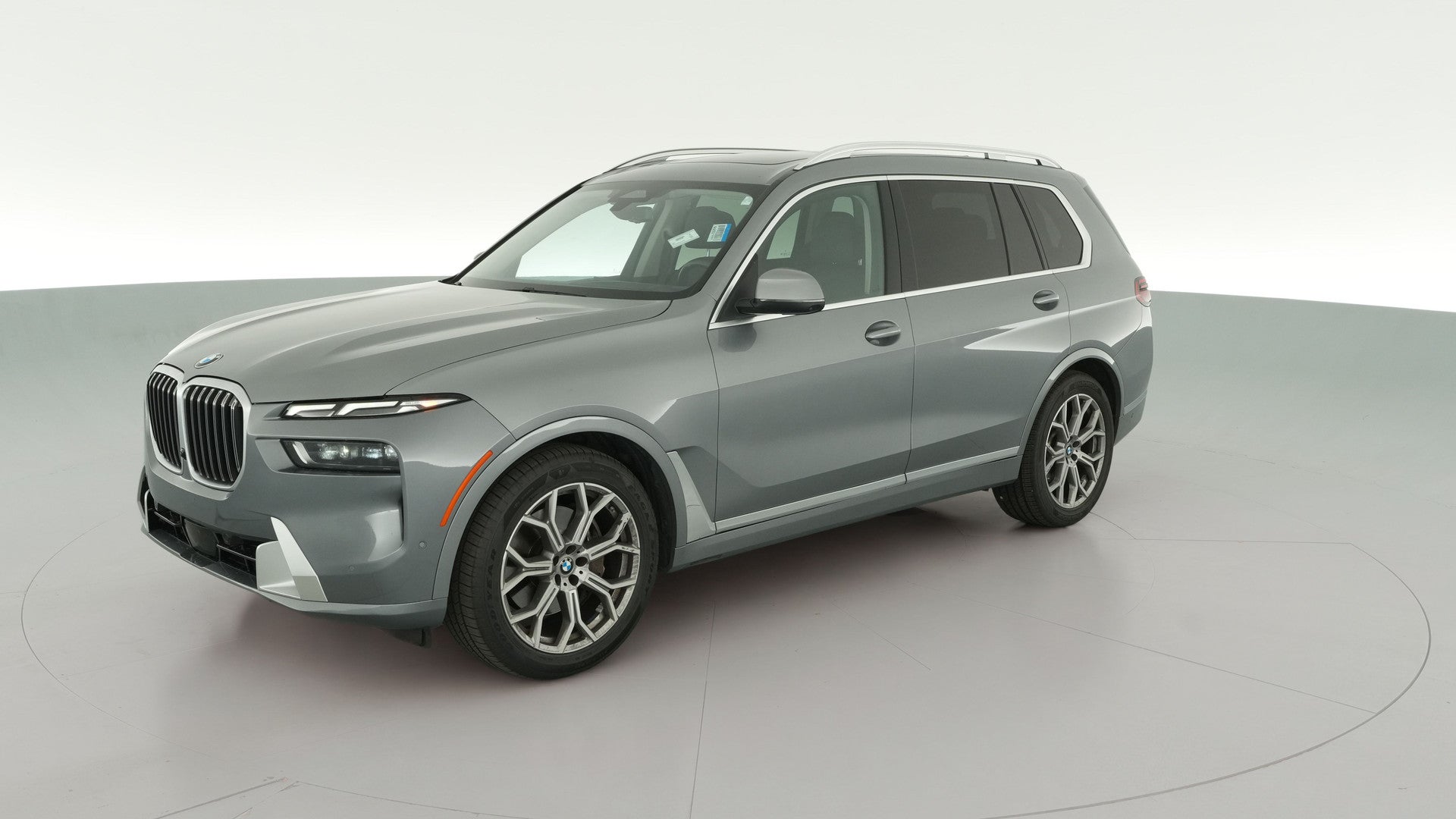 2025 BMW X7 vehicle photo