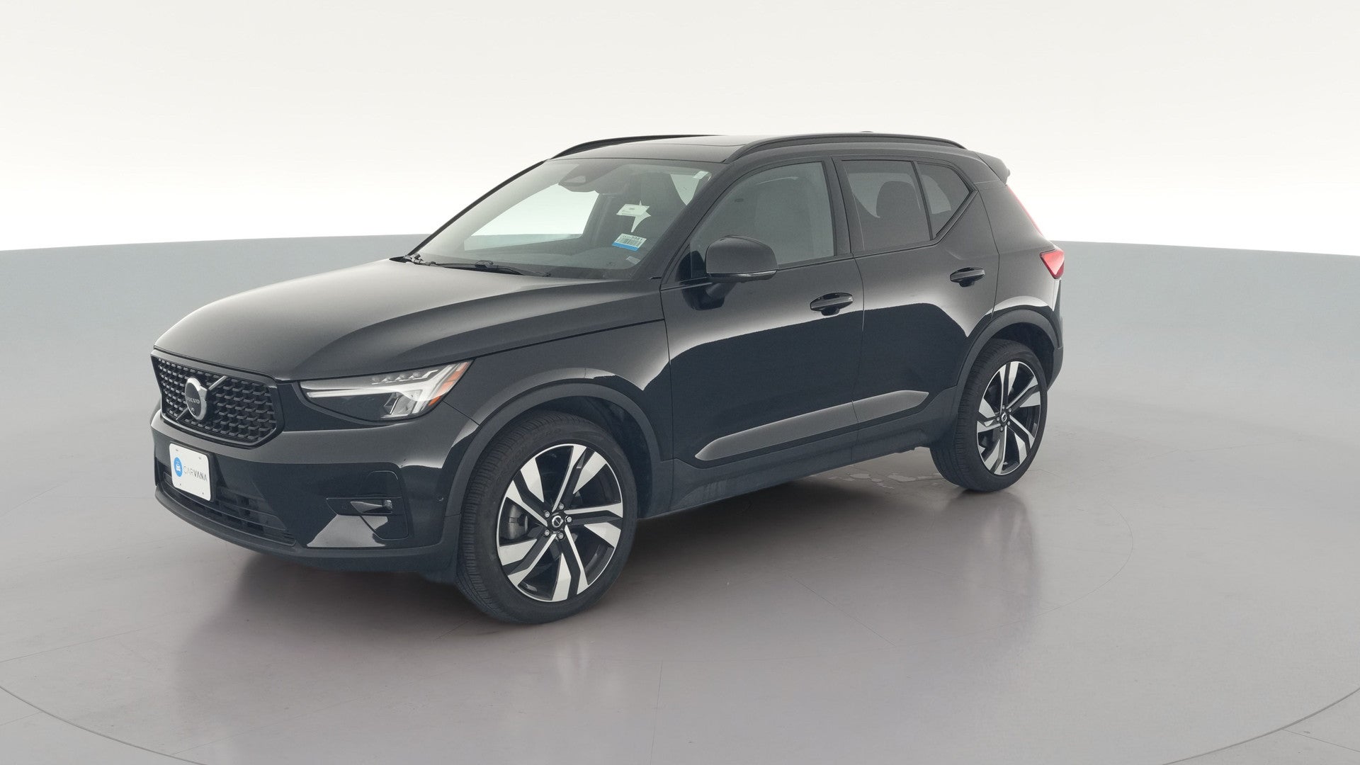 2023 Volvo XC40 vehicle photo