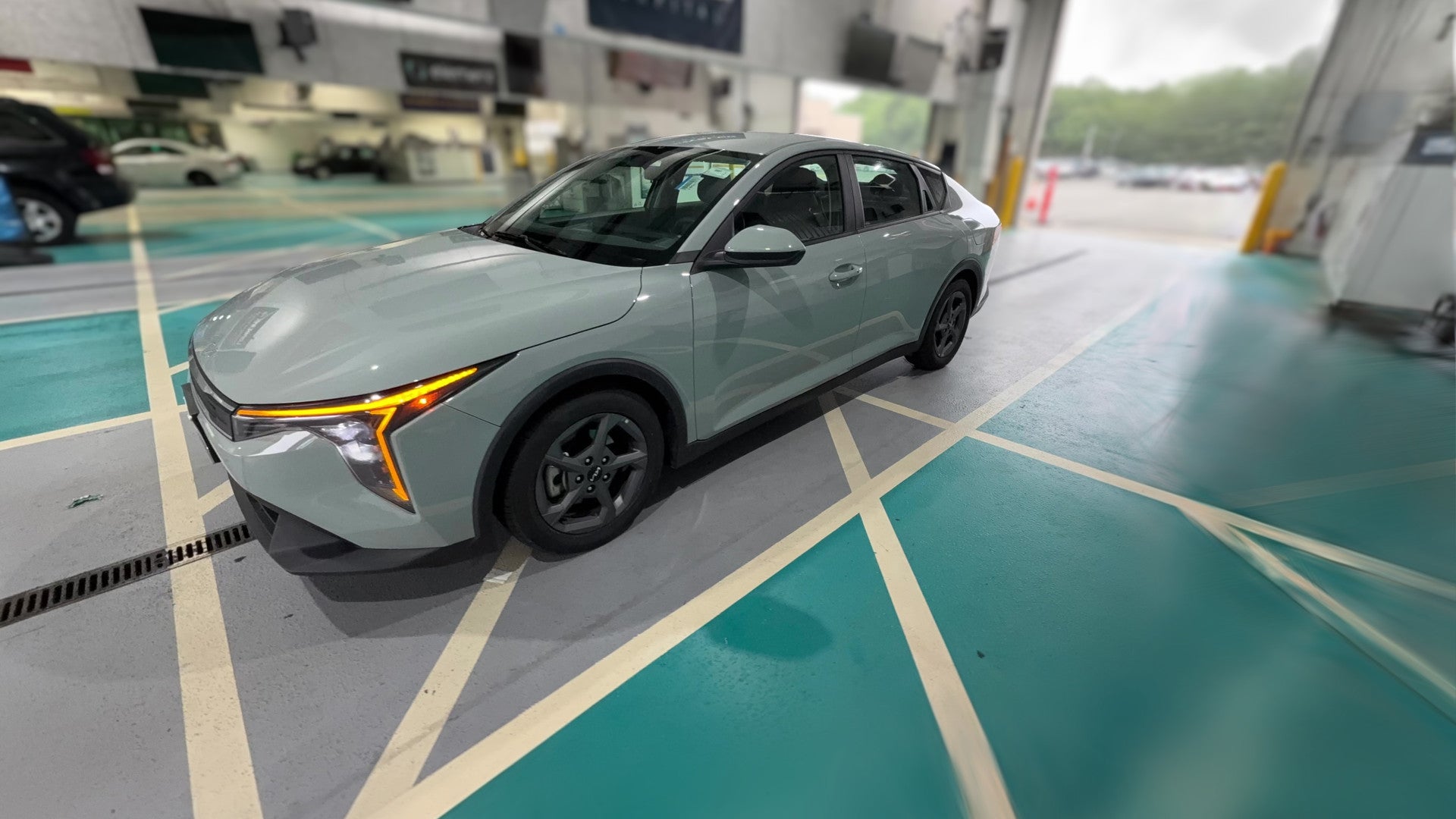 2025 Kia K4 vehicle photo