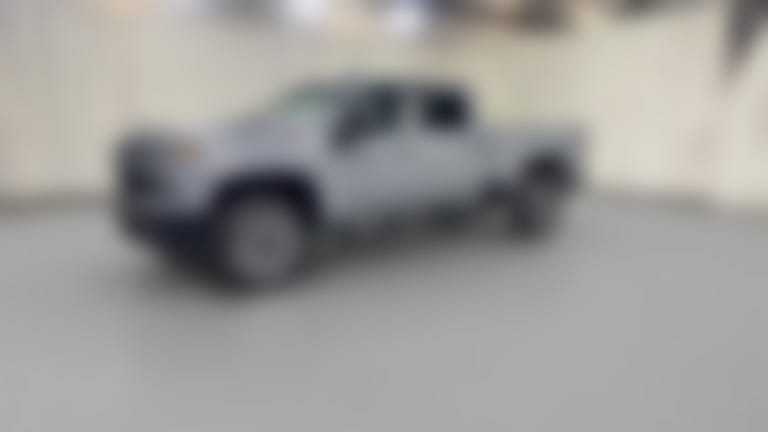 2024 Chevrolet Silverado 2500 HD Crew Cab vehicle photo