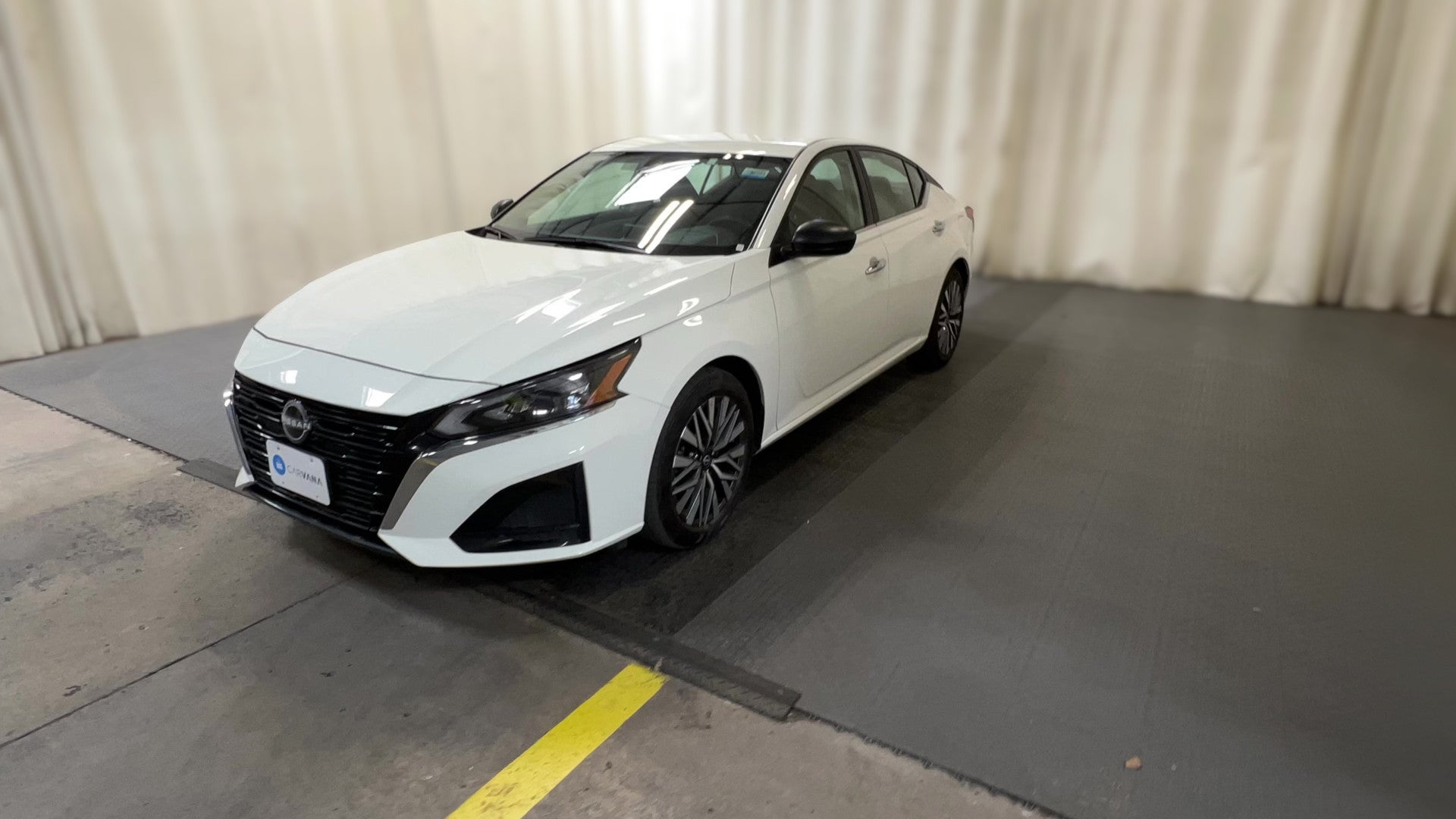 2025 Nissan Altima vehicle photo